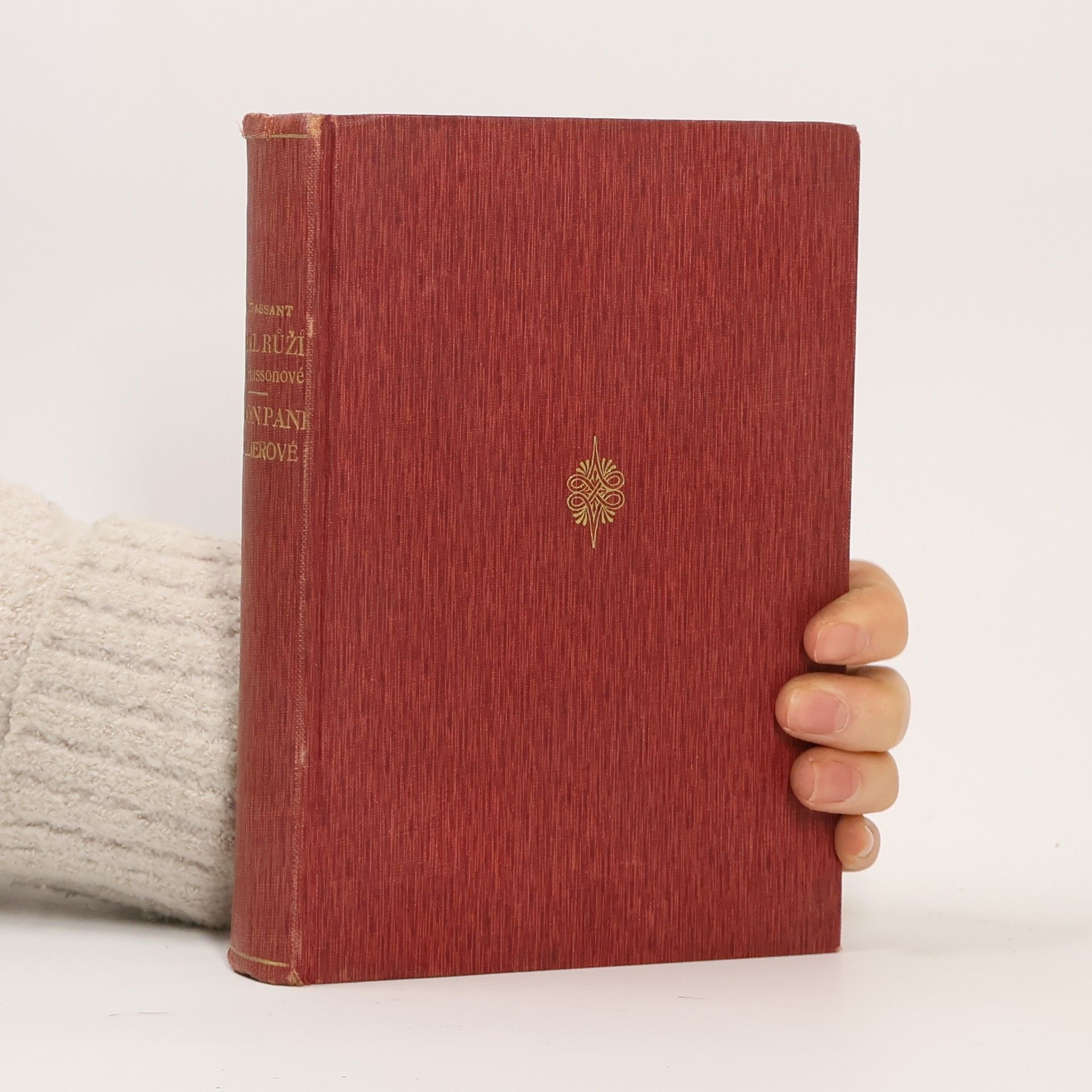 Guy de Maupassant Král růží paní Hussonové