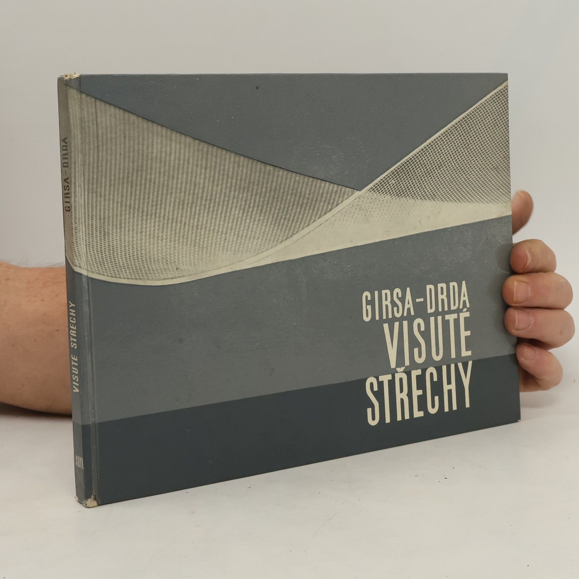 Václav Girsa Visuté střechy