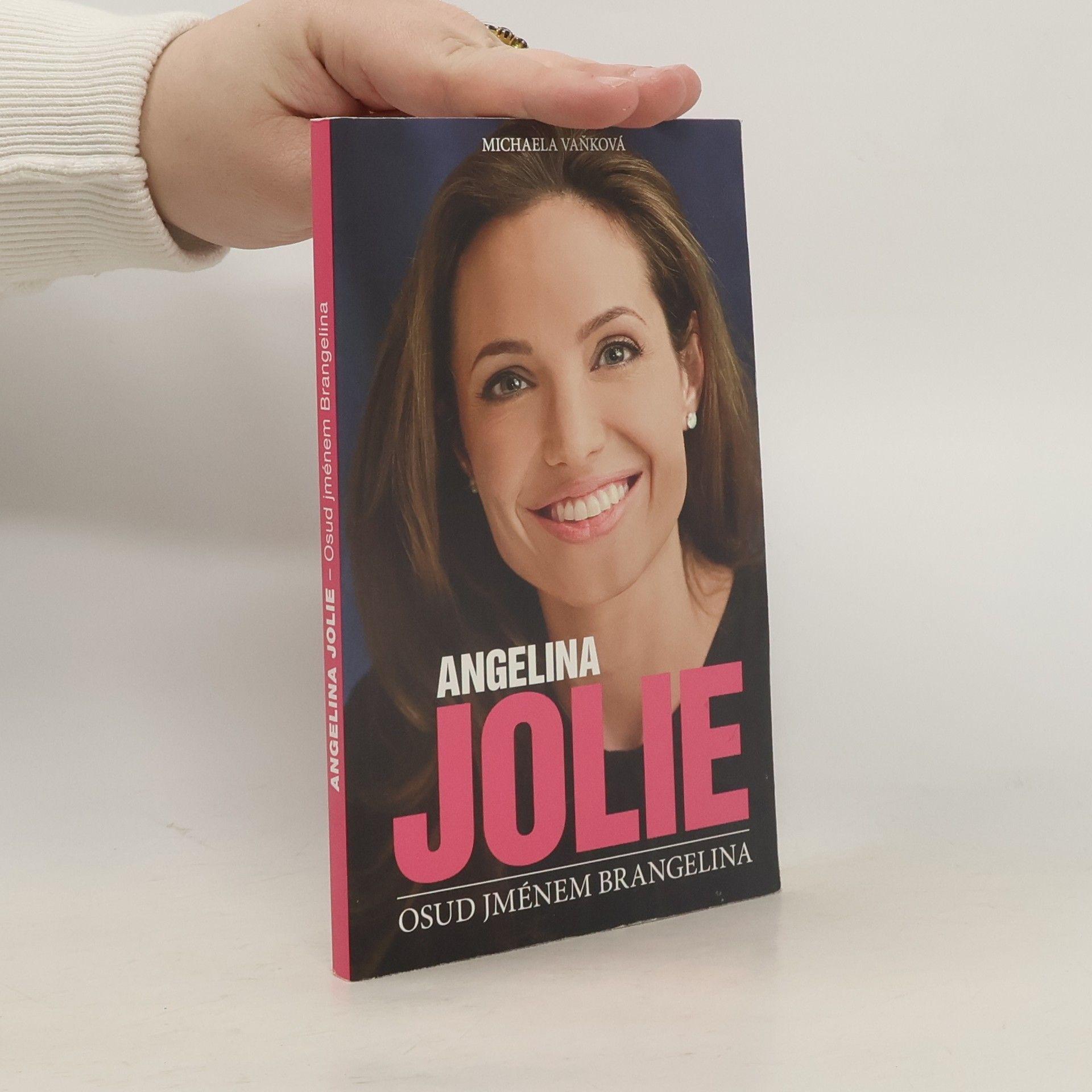 Michaela Vaňková Angelina Jolie: Osud jménem Brangelina