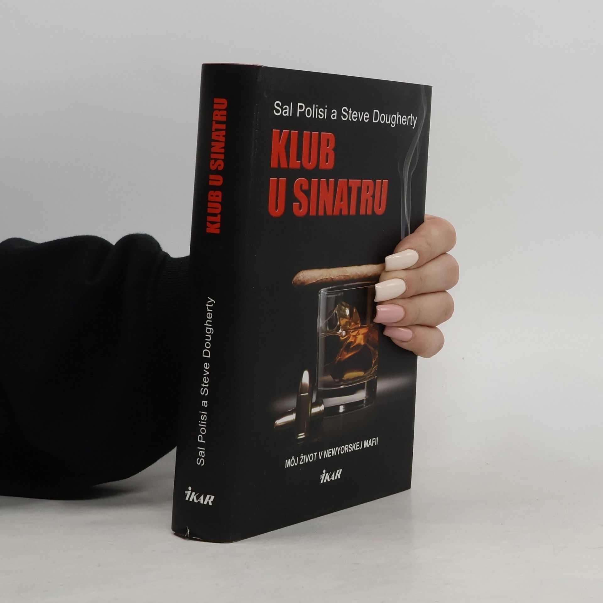 Sal Polisi Klub u Sinatru