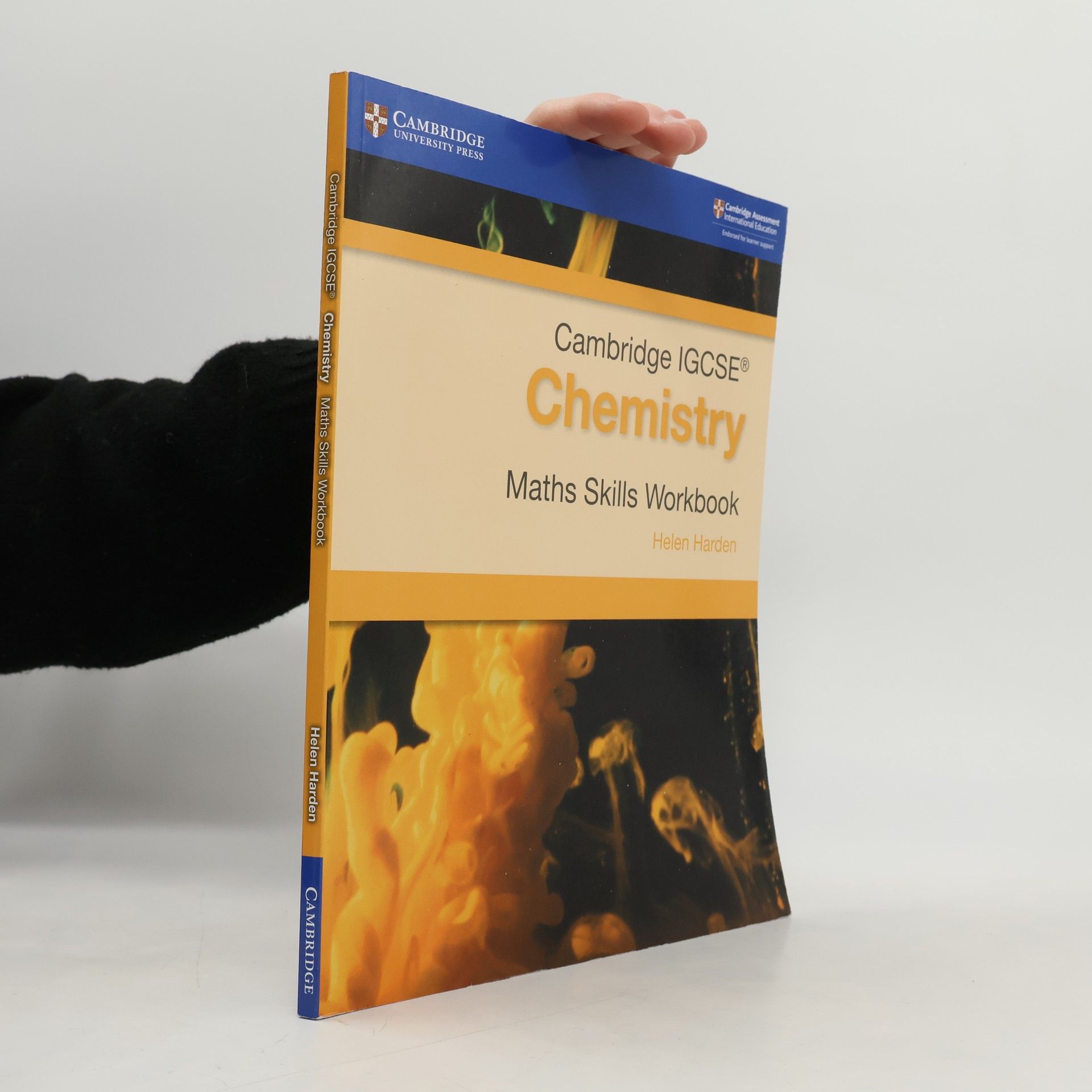 Helen Harden Chemistry. Maths Skills Workbook