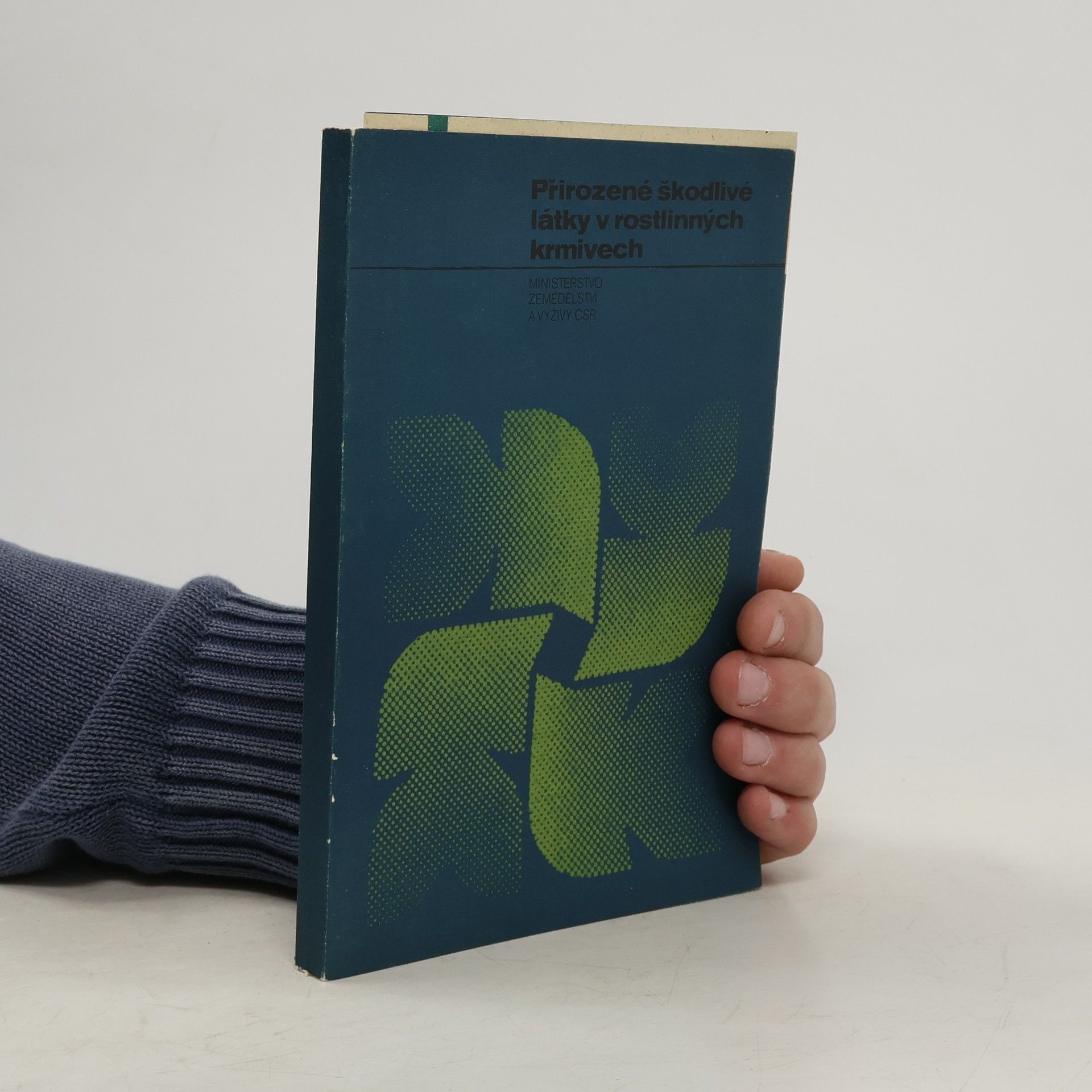 Václav Míka Přirozené škodlivé látky v rostlinných krmivech