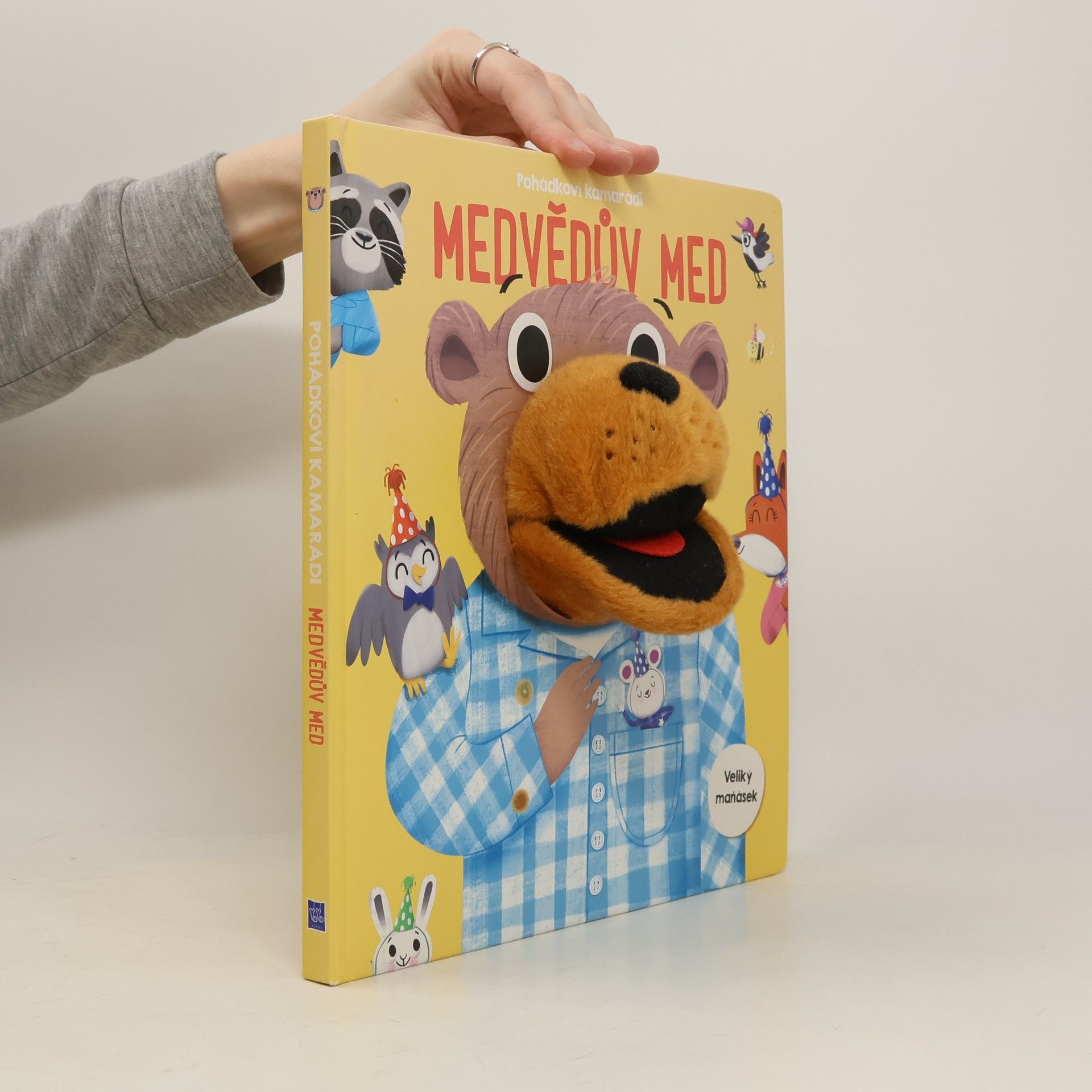 Autores varios Medvědův med