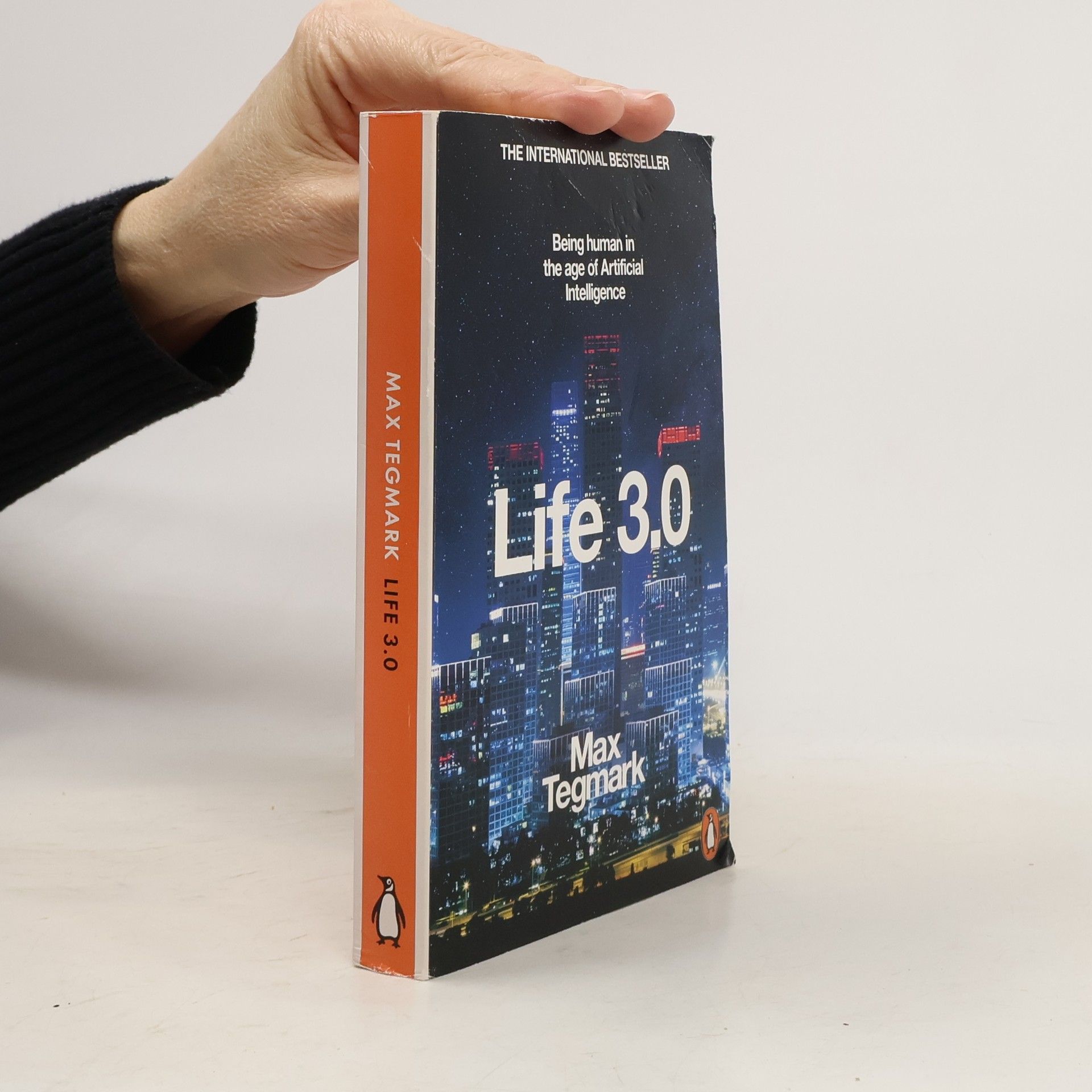 Life 3.0 : being human in the age of artificial intelligence