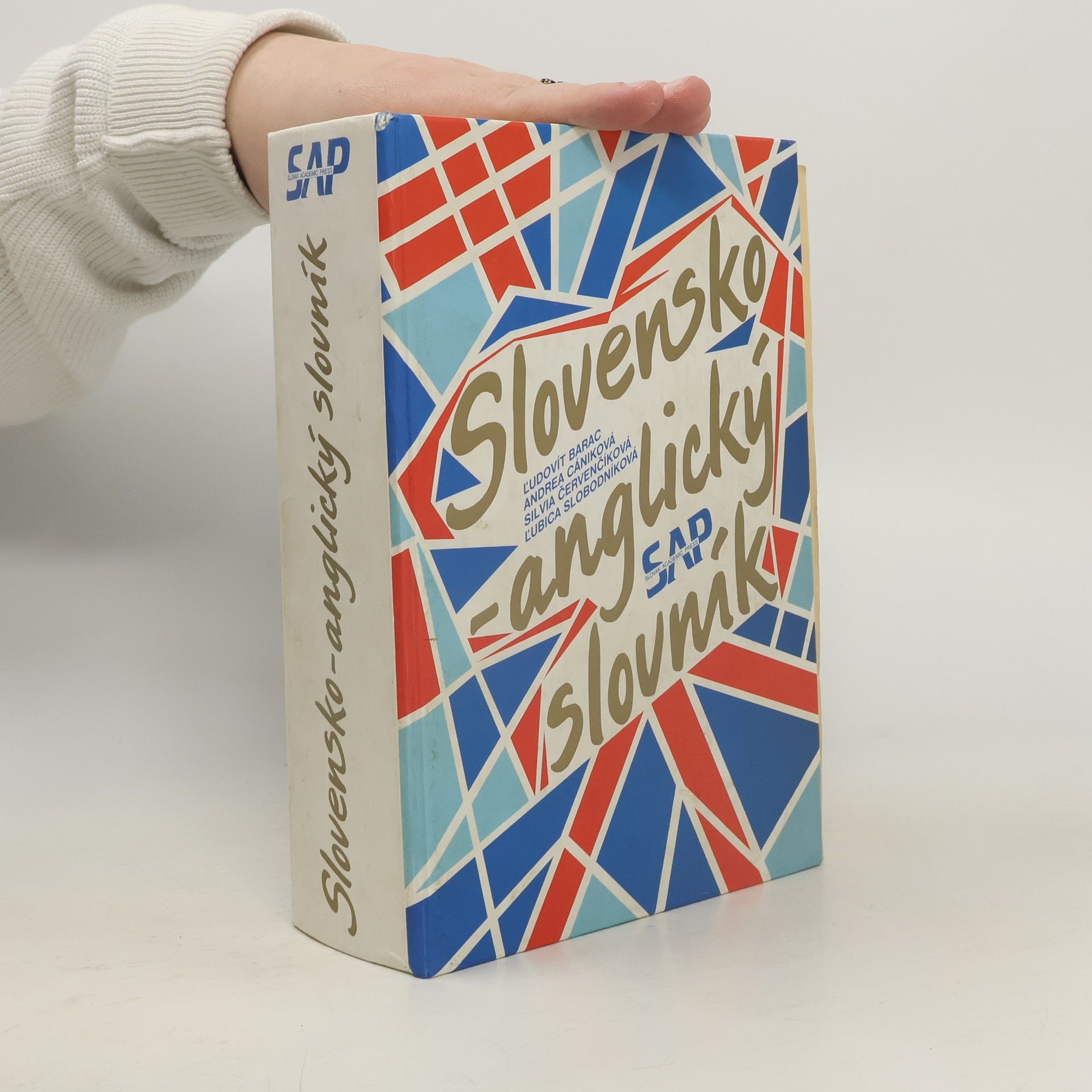 Various authors Slovensko-anglický slovník