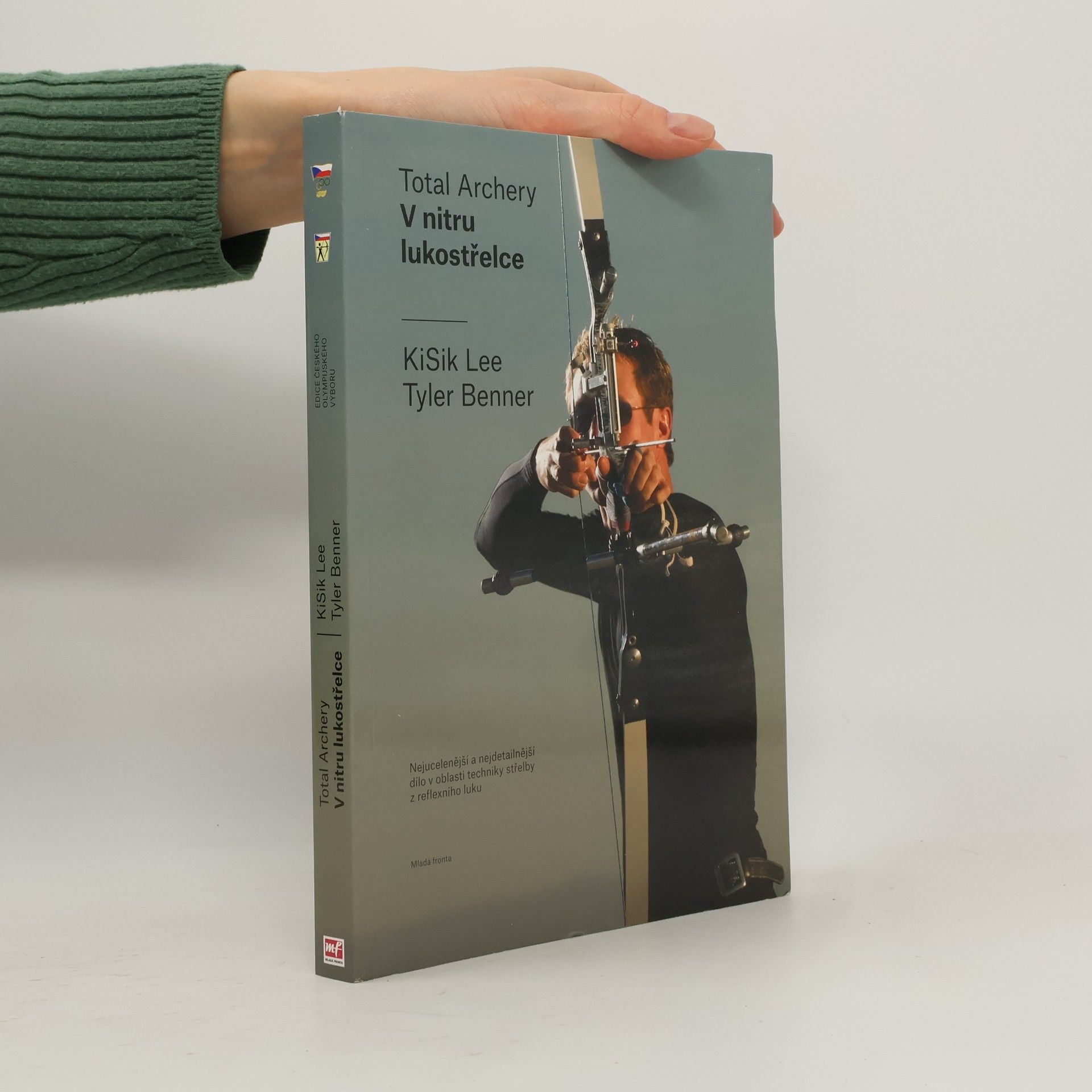 Kisik Lee Total archery : v nitru lukostřelce
