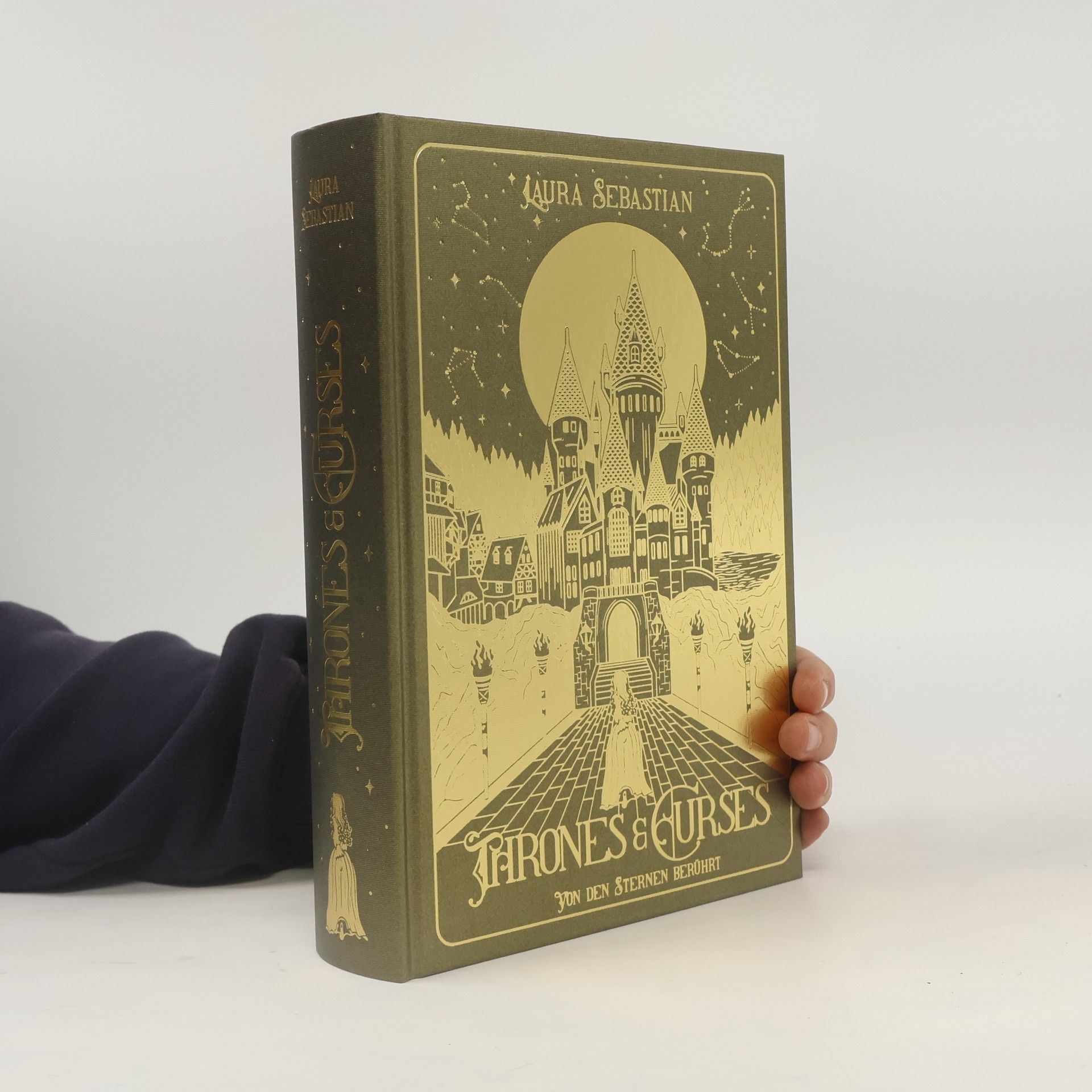 Laura Sebastian Thrones and Curses. Von den Sternen berührt