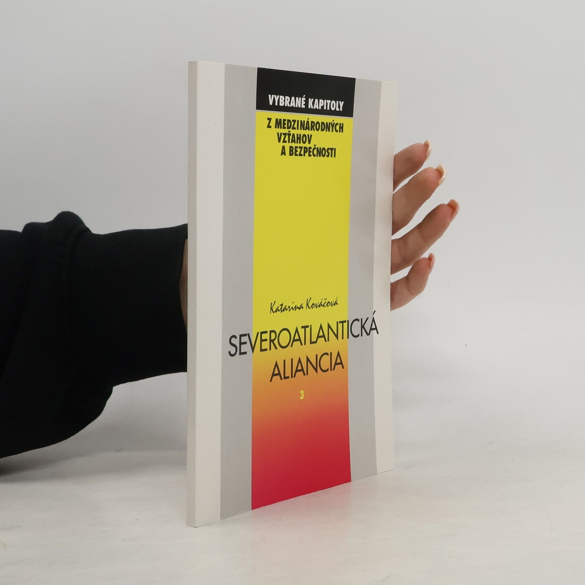 Autorenkollektiv Severoatlantická aliancia