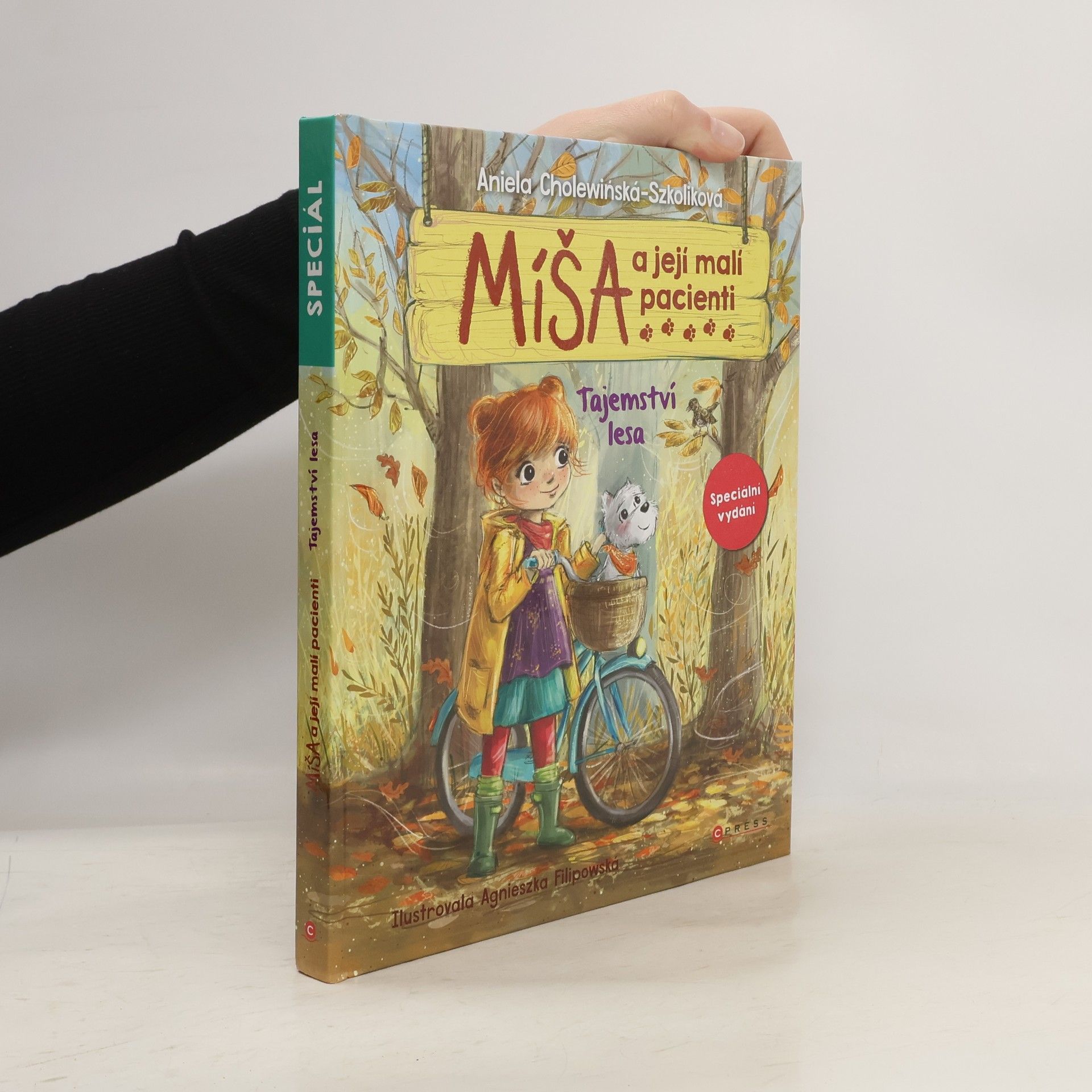 Aniela Cholewińska-Szkolik Tajemství lesa