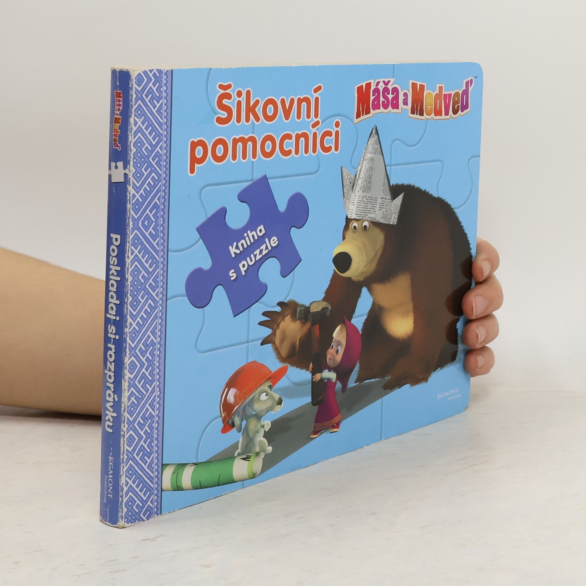 Oleg Kuzovkov Máša a medveď. Šikovní pomocníci