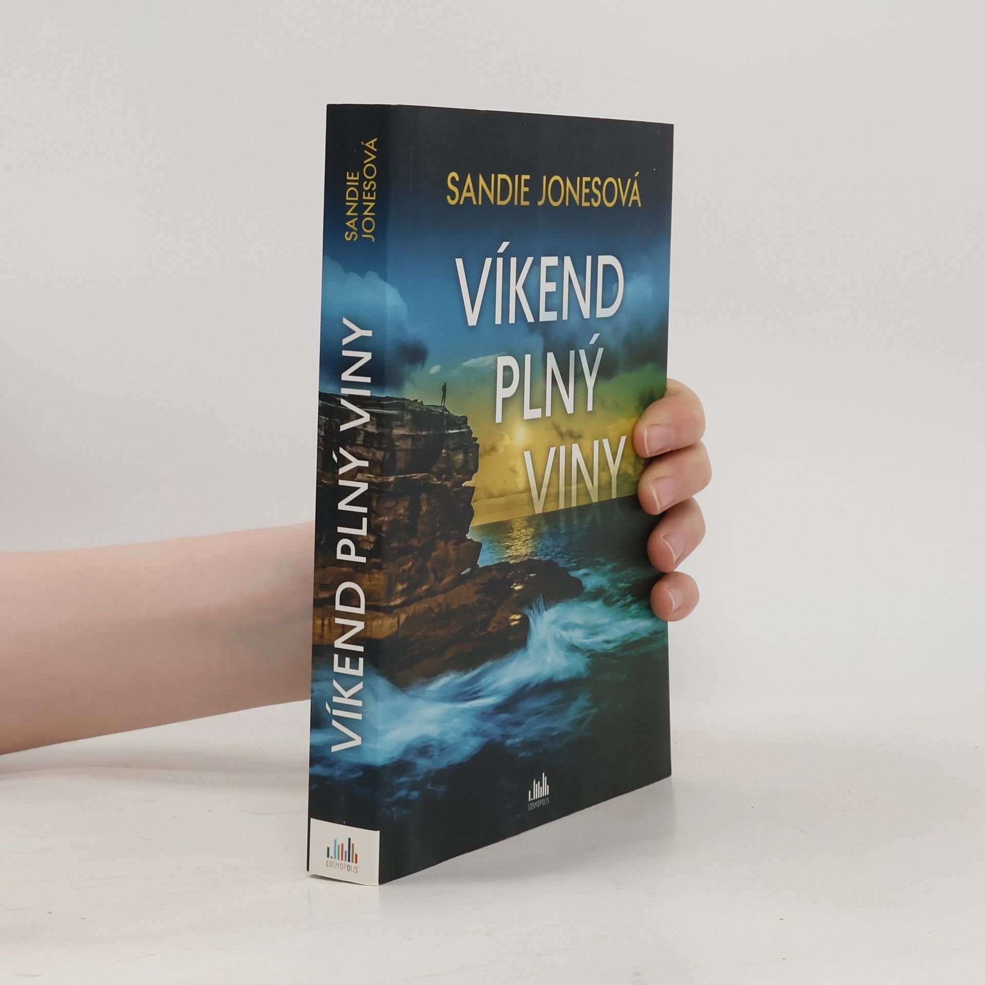 Sandie Jones Víkend plný viny