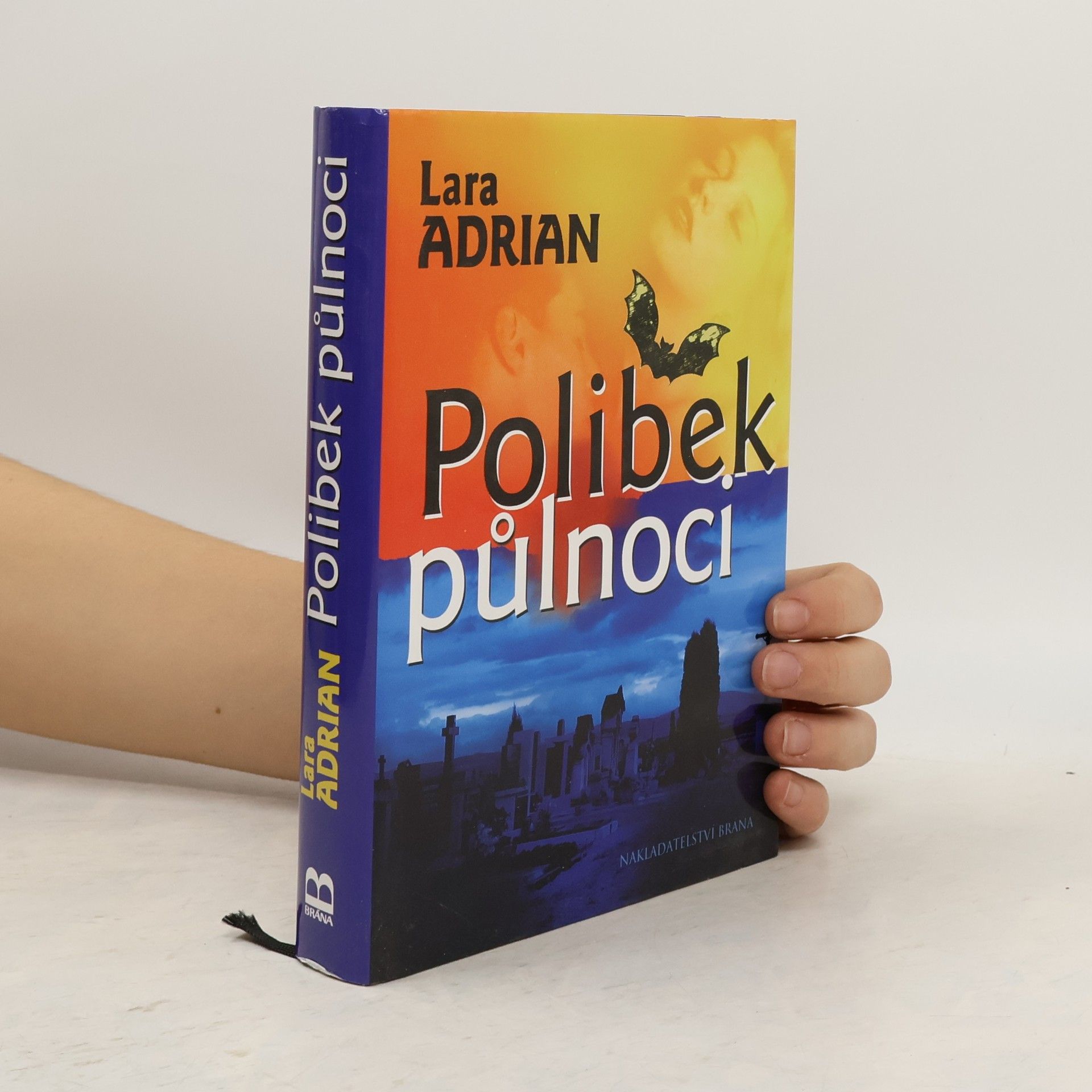 Lara Adrian Polibek půlnoci