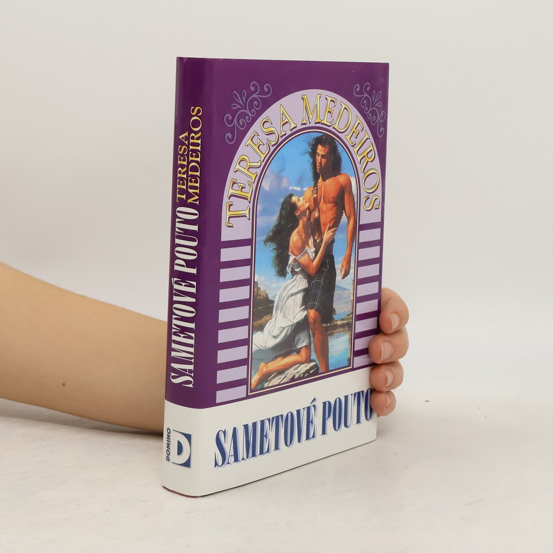 Medeiros Teresa Sametové pouto