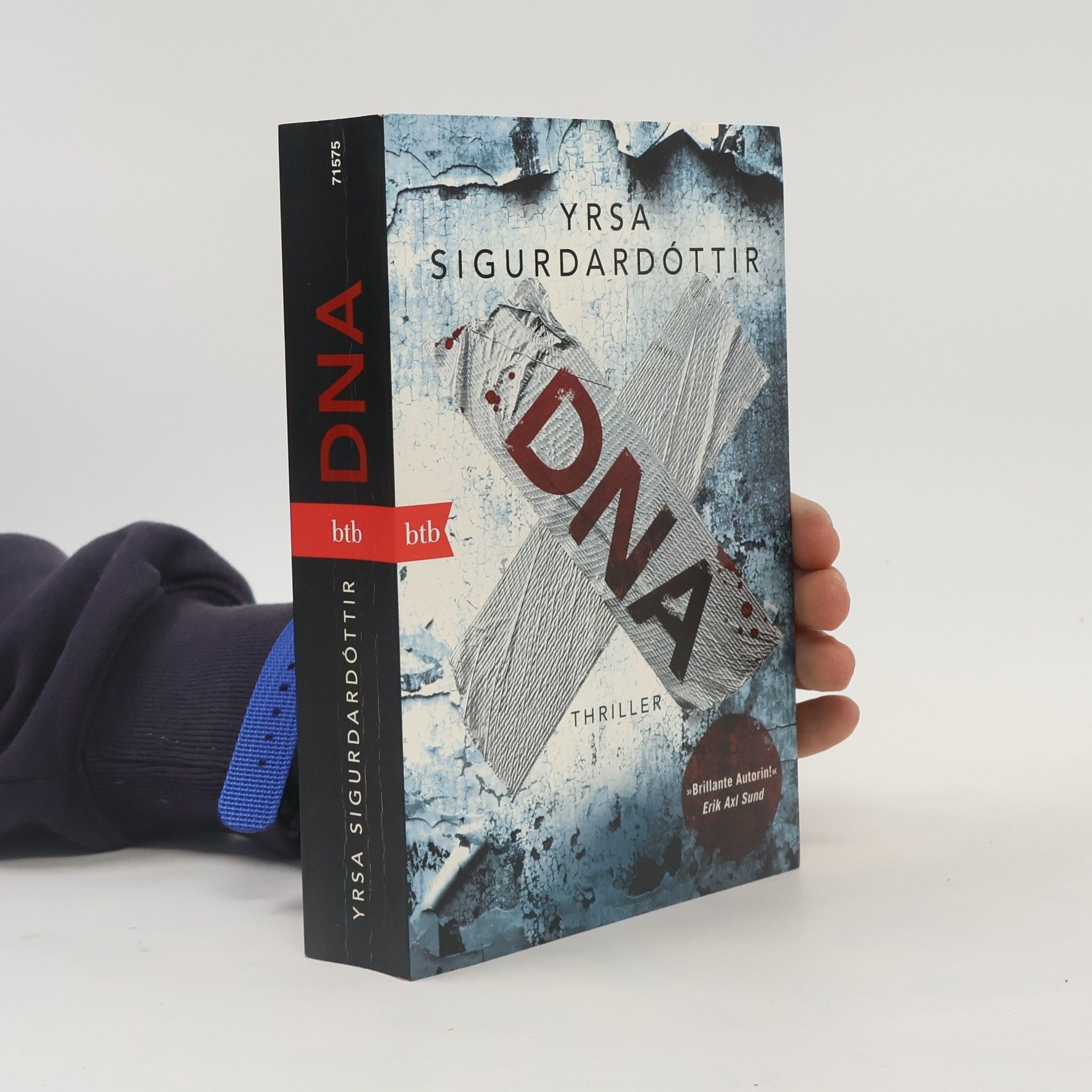 Yrsa Sigurðardóttir DNA