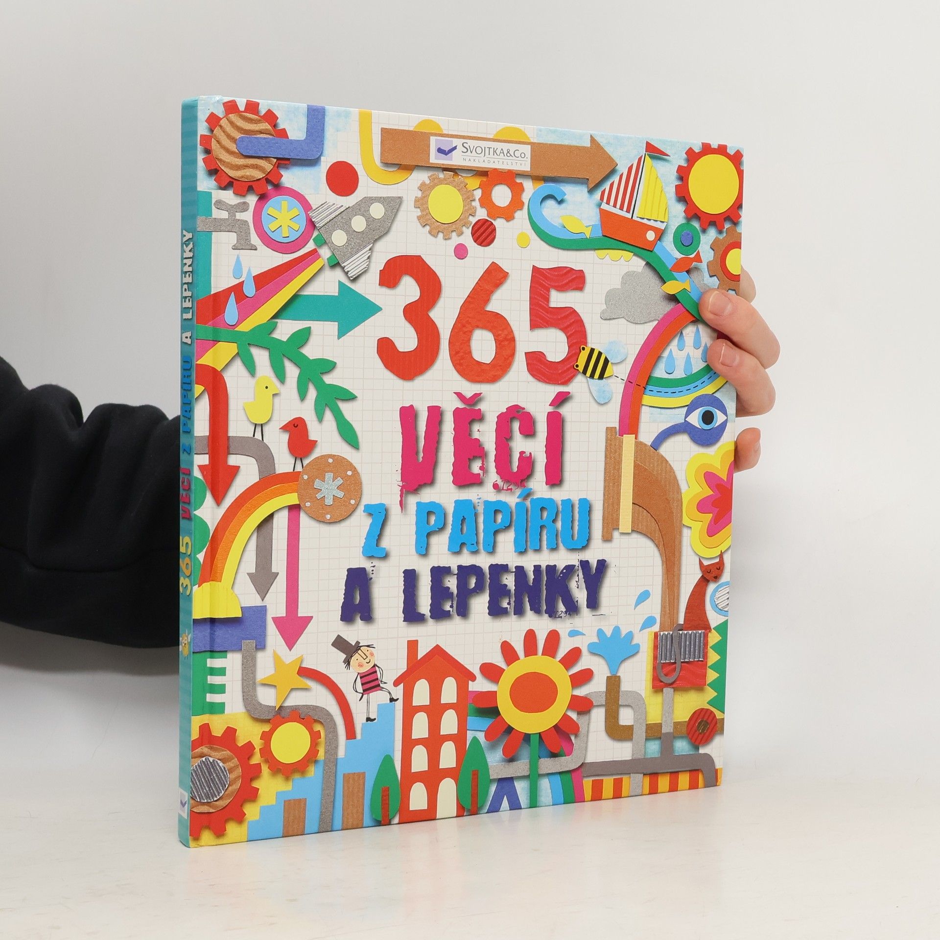 Fiona Watt 365 věcí z papíru a lepenky