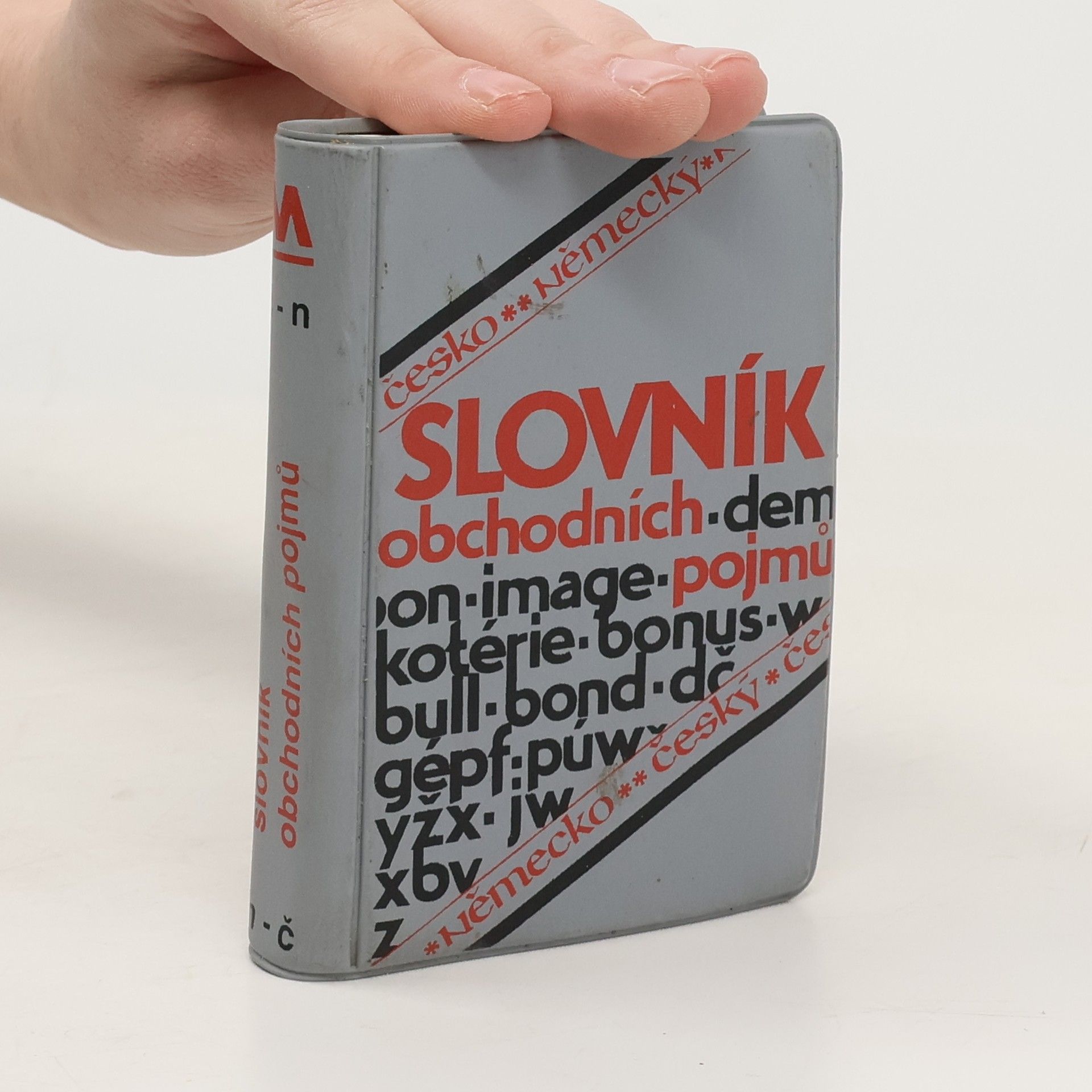 Lenka Klusáková Česko-německý, německo-český slovník obchodních pojmů