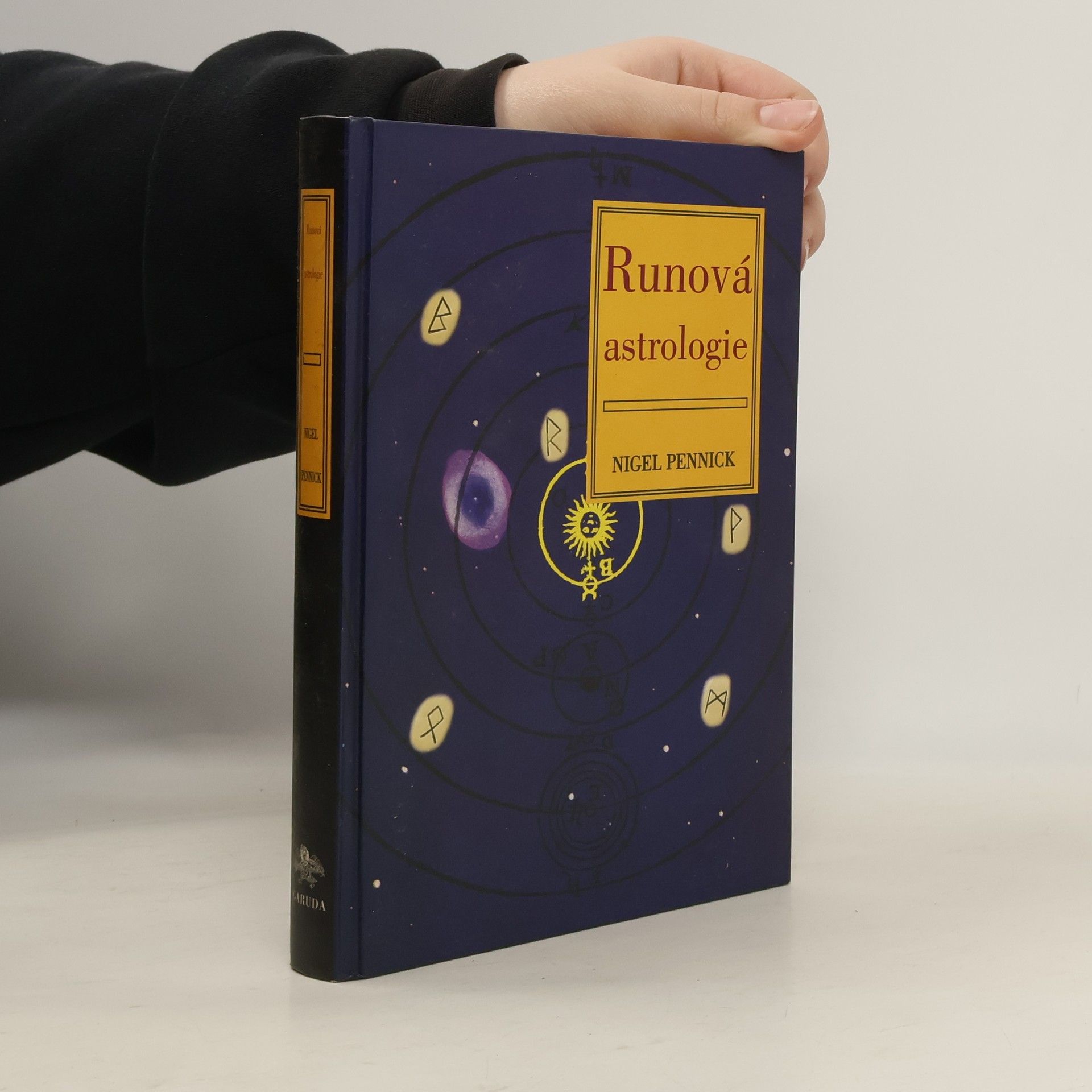 Nigel Pennick Runová astrologie