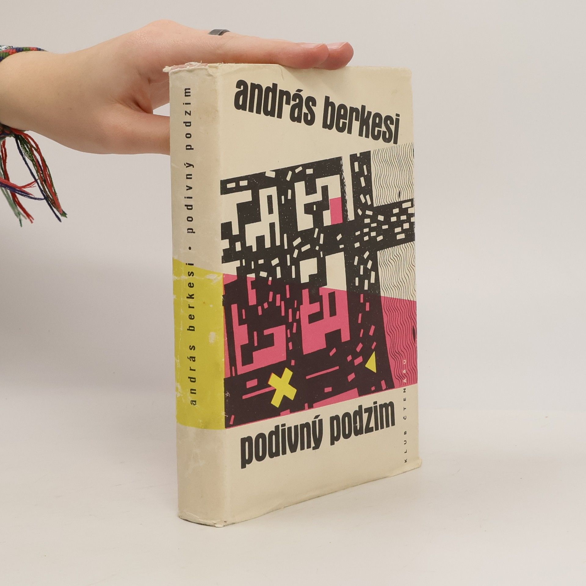 András Berkesi Podivný podzim