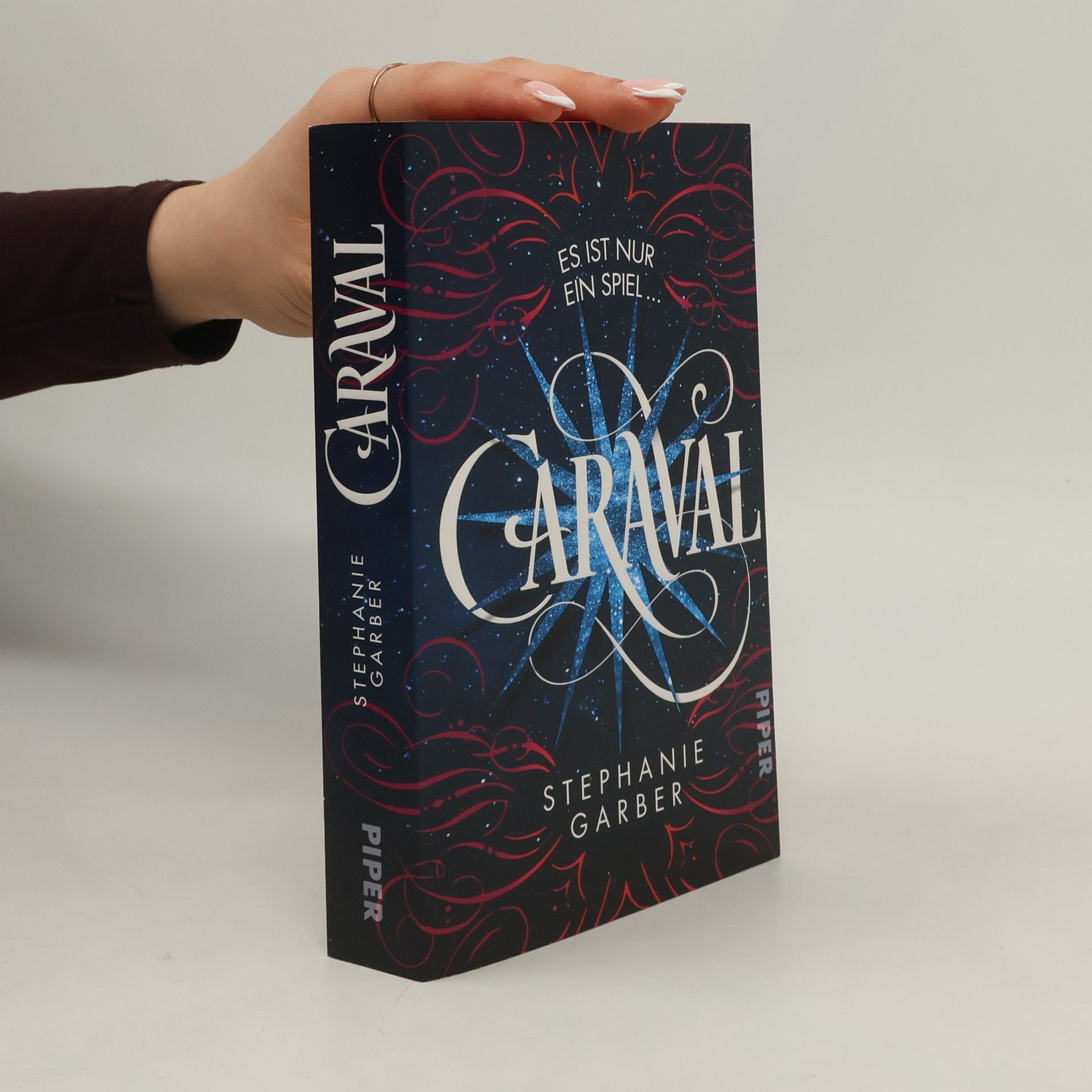 Stephanie Garber Caraval