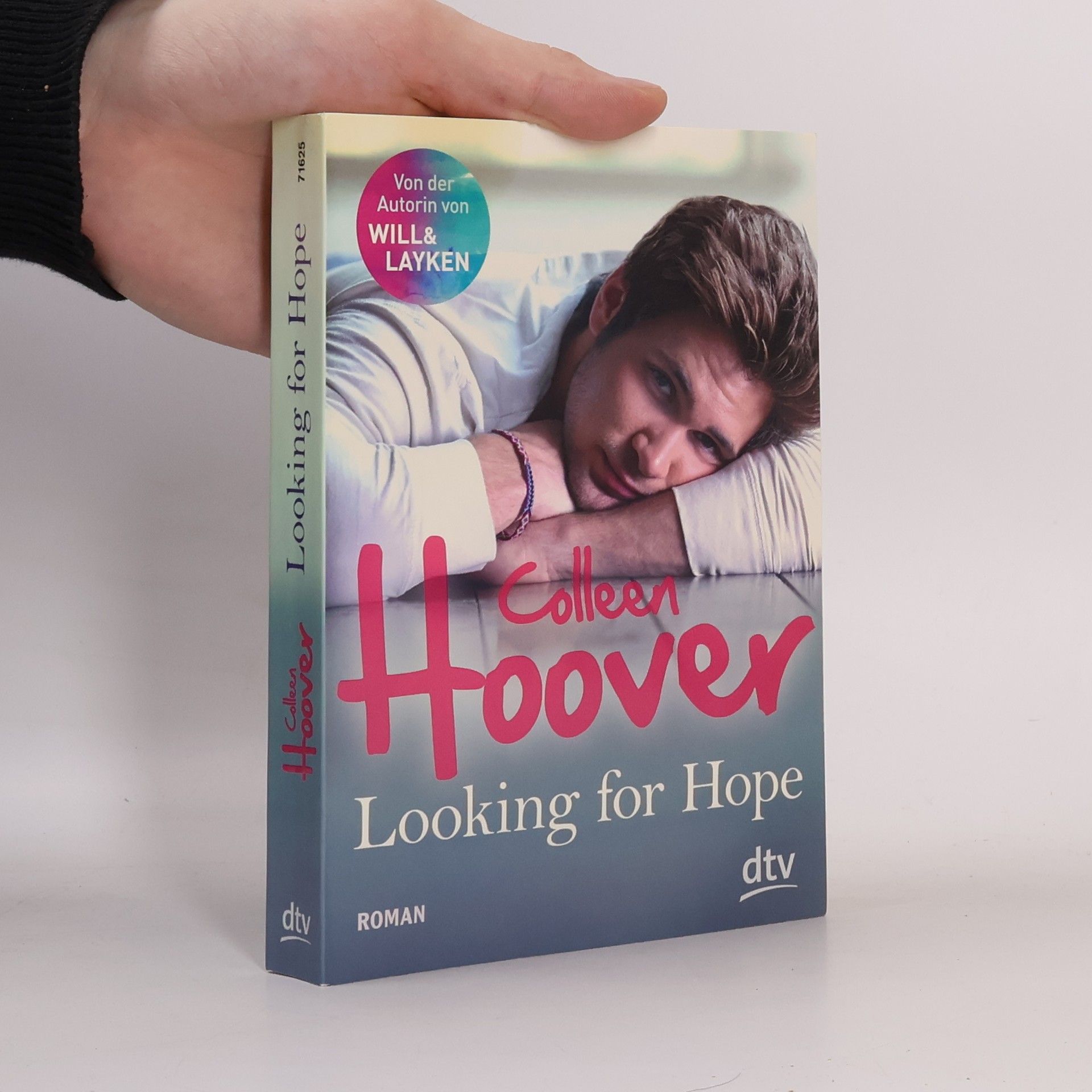 Colleen Hoover Looking for hope