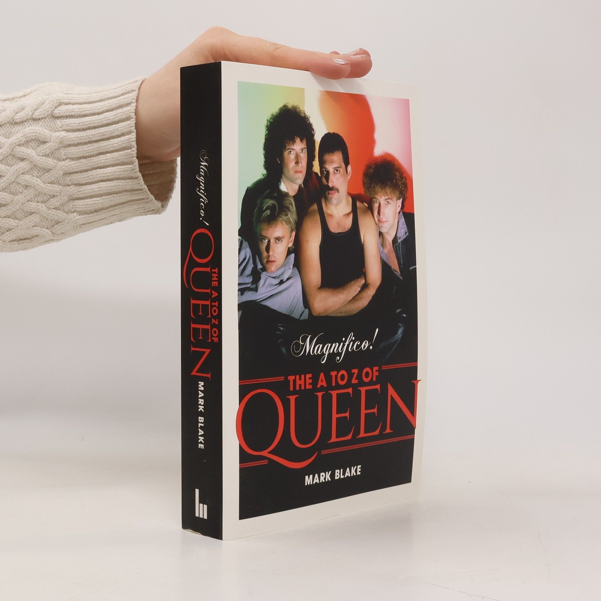 MAGNIFICO! A-Z OF QUEEN