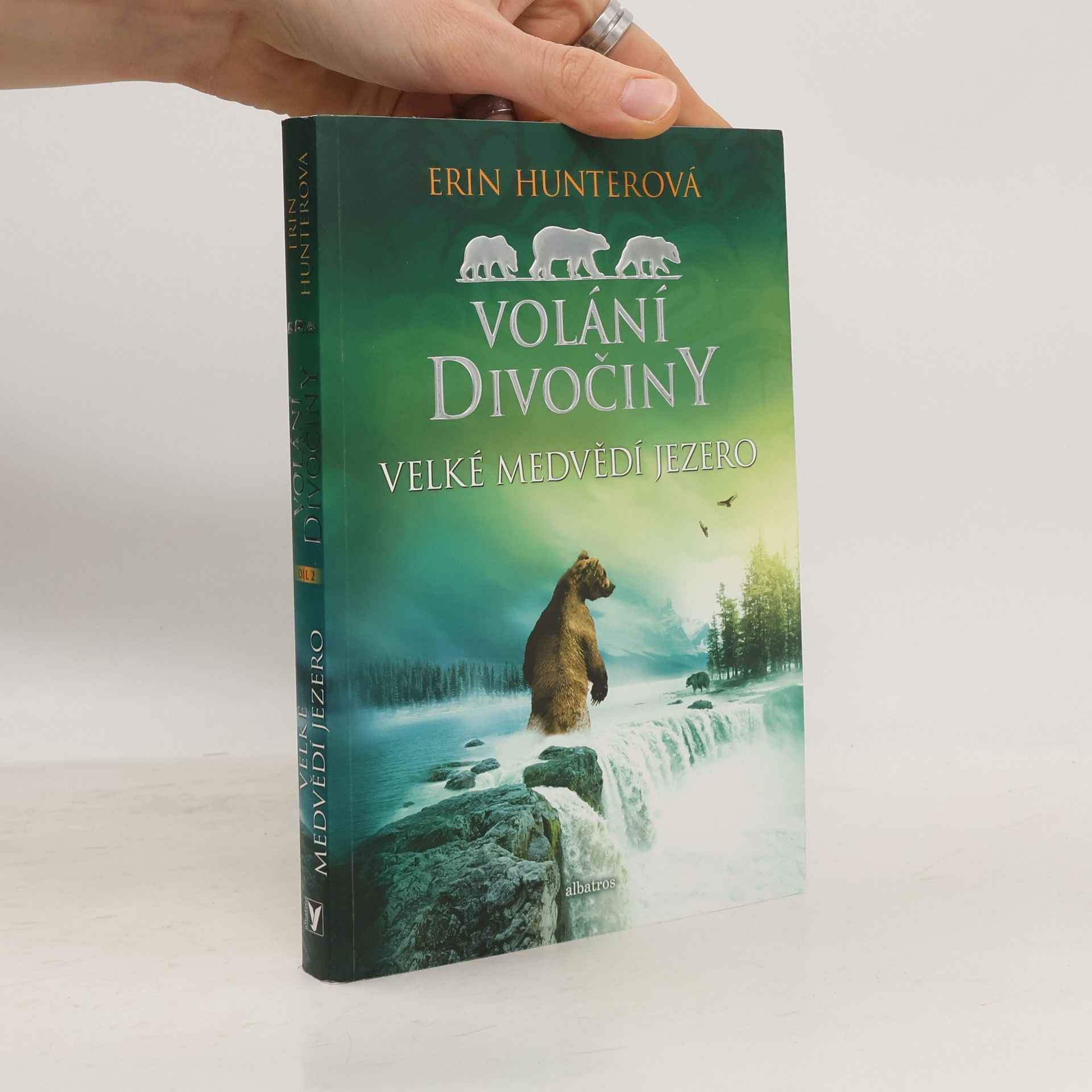 Erin Hunter Velké Medvědí jezero