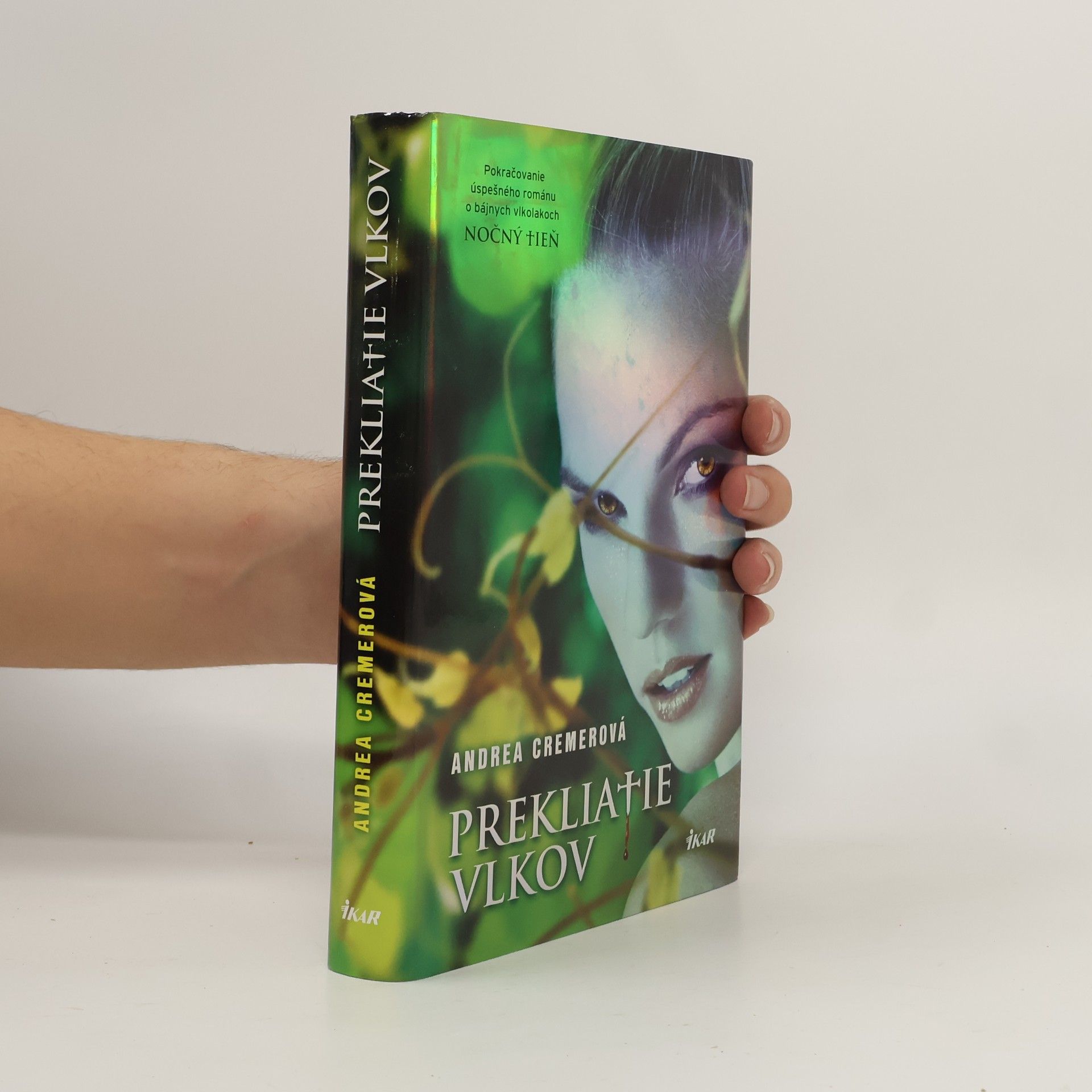 Andrea Cremer Prekliatie vlkov