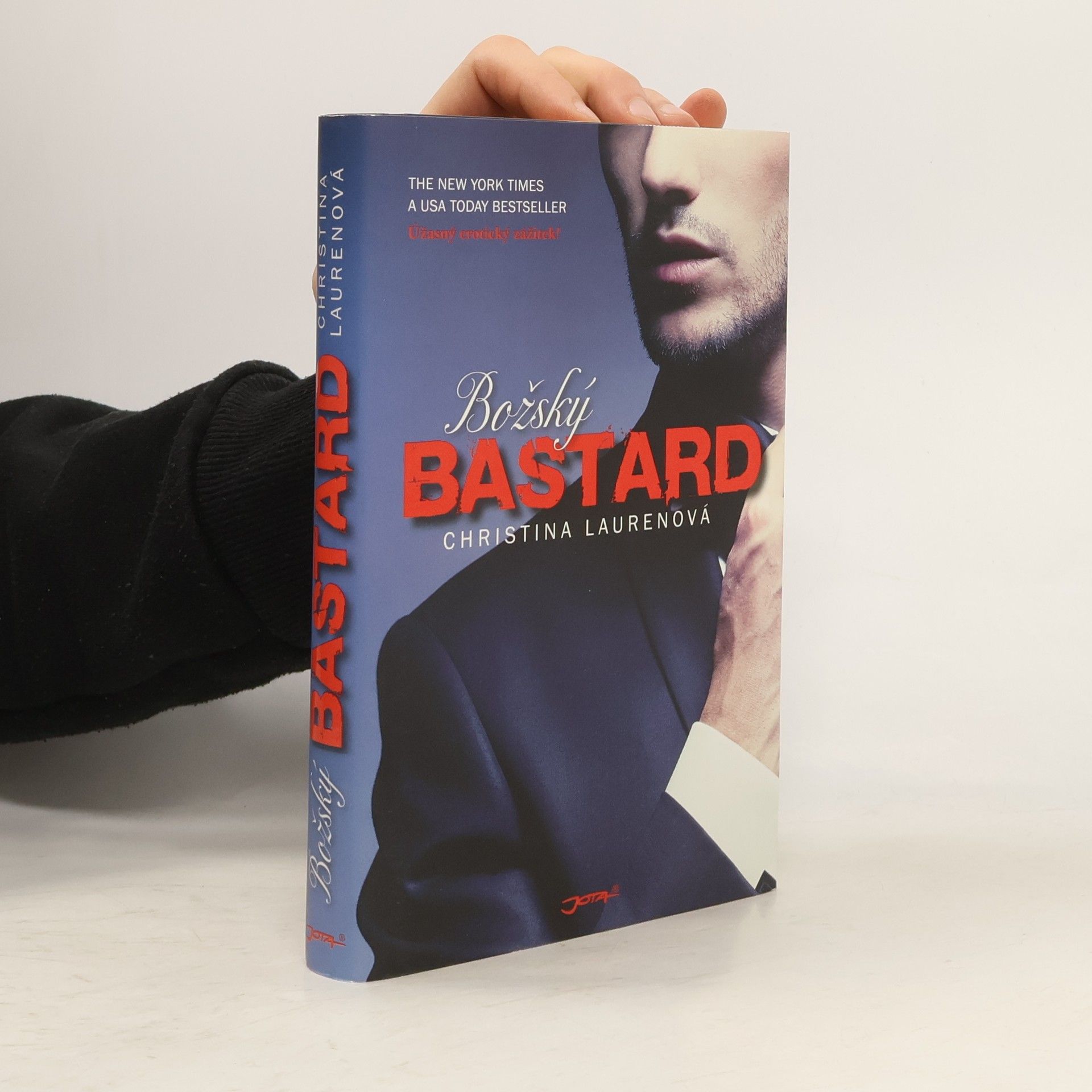 Christina Lauren Božský bastard