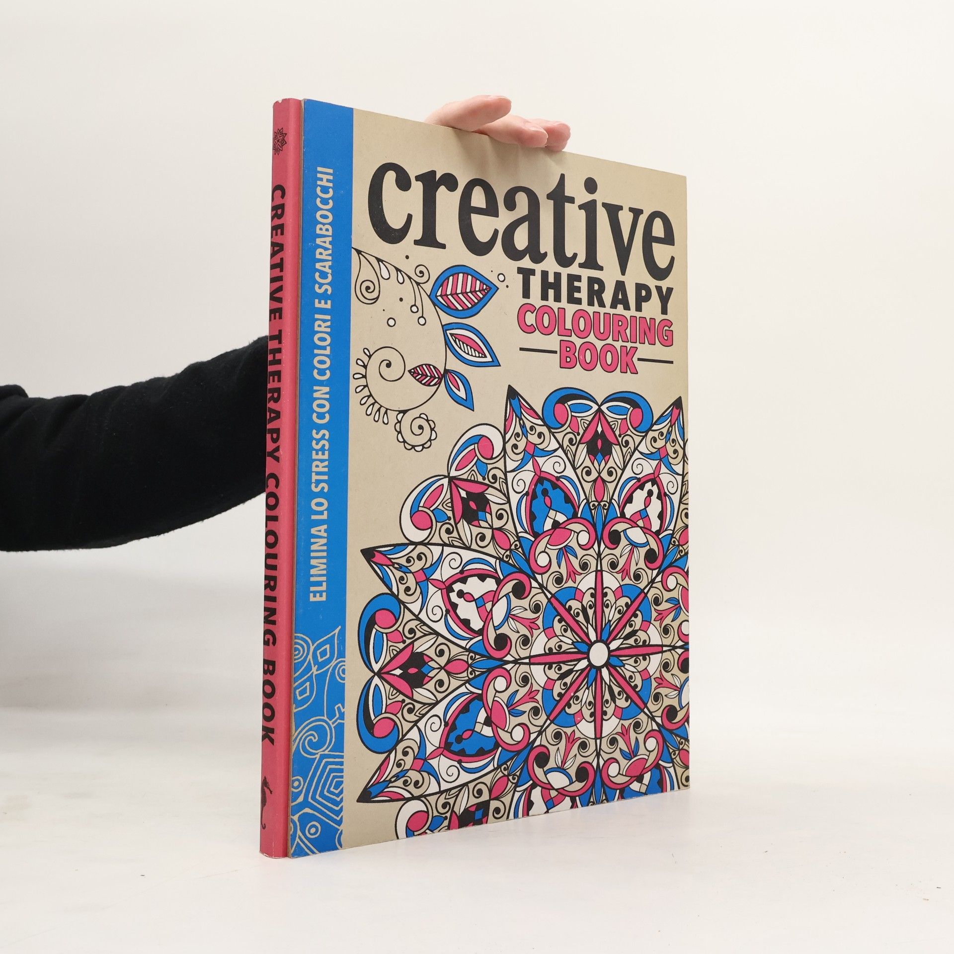 Autorenkollektiv Creative Therapy. Colouring Book. Elimina lo stress con colori e scarabocchi