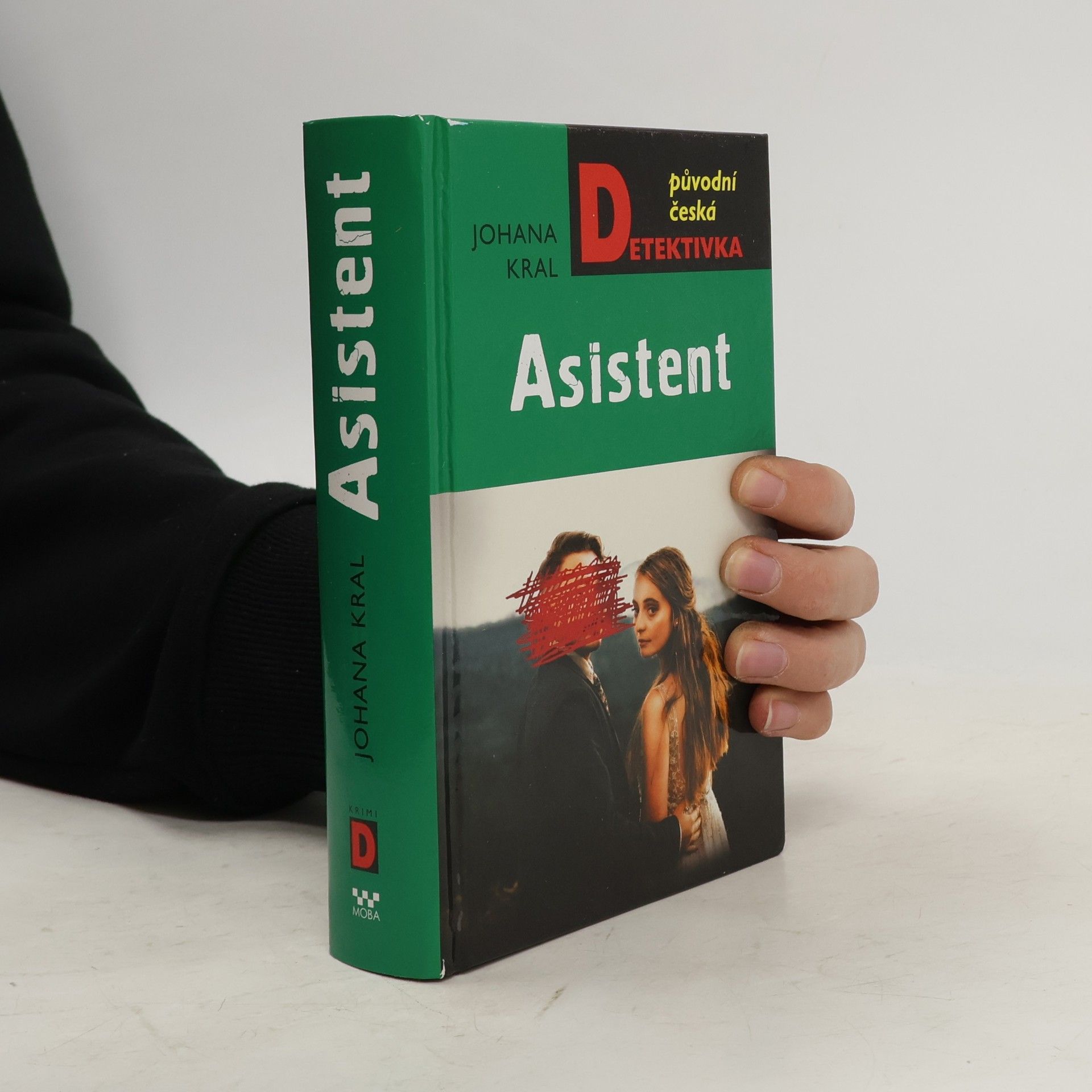 Johana Kral Asistent