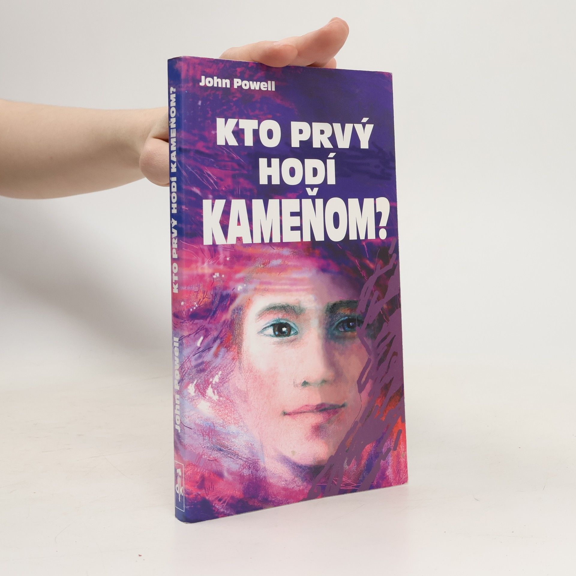 John Powell Kto prvý hodí kameňom?