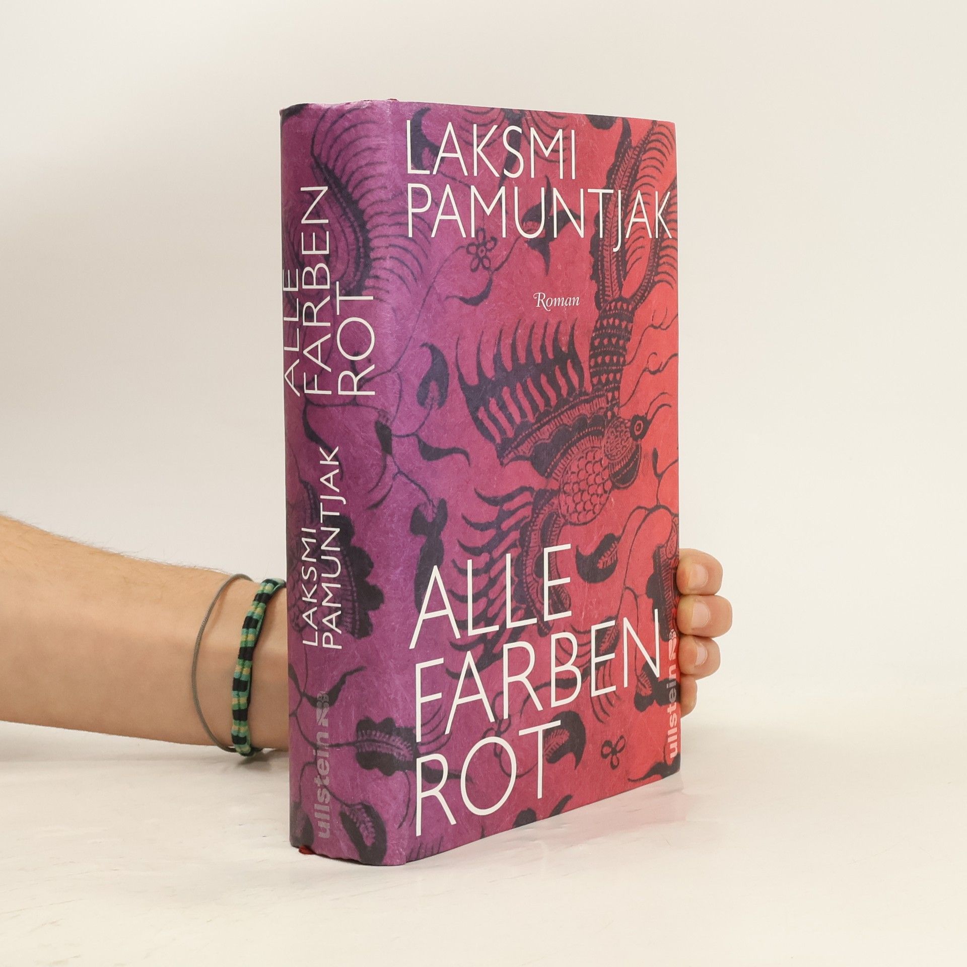 Laksmi Pamuntjak Allen farben Rot