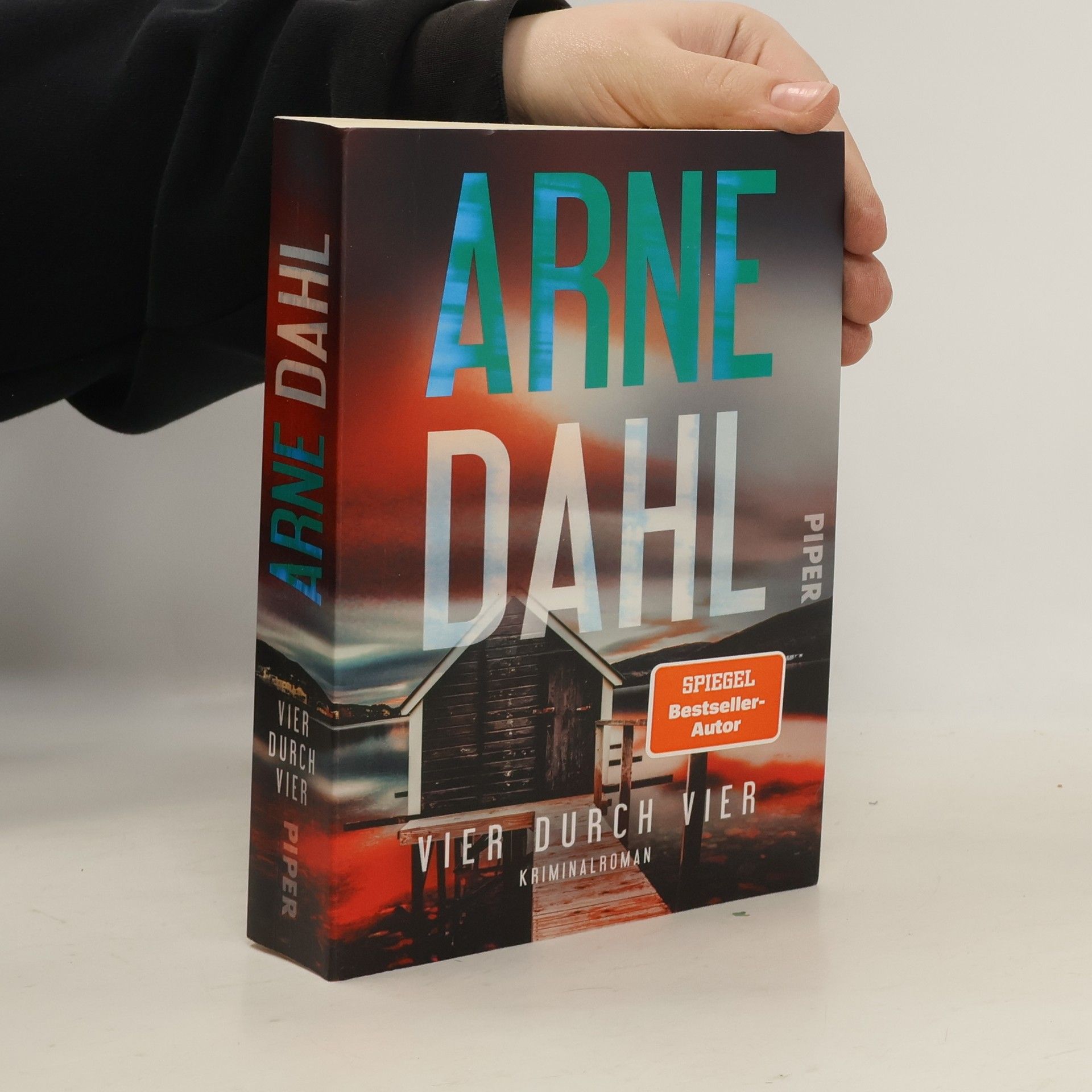 Arne Dahl Vier durch vier