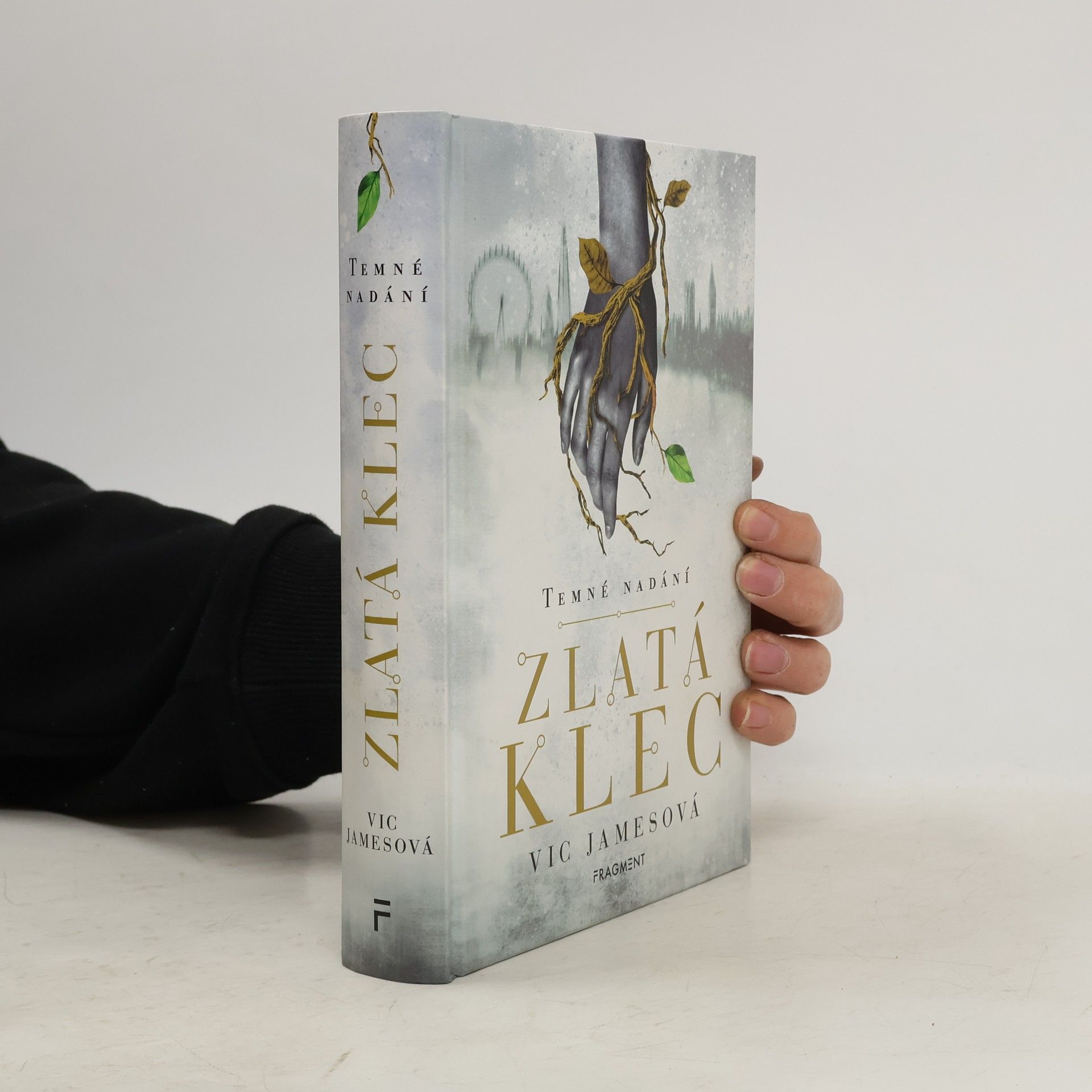 Vic James Zlatá klec