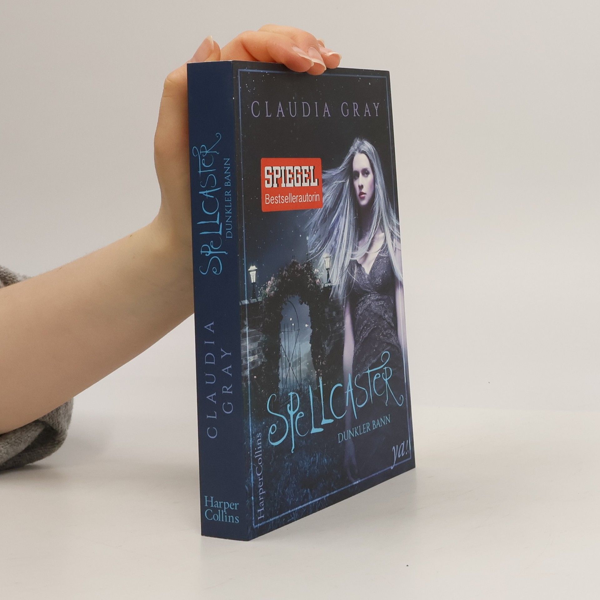 Claudia Gray Spellcaster - dunkler Bann