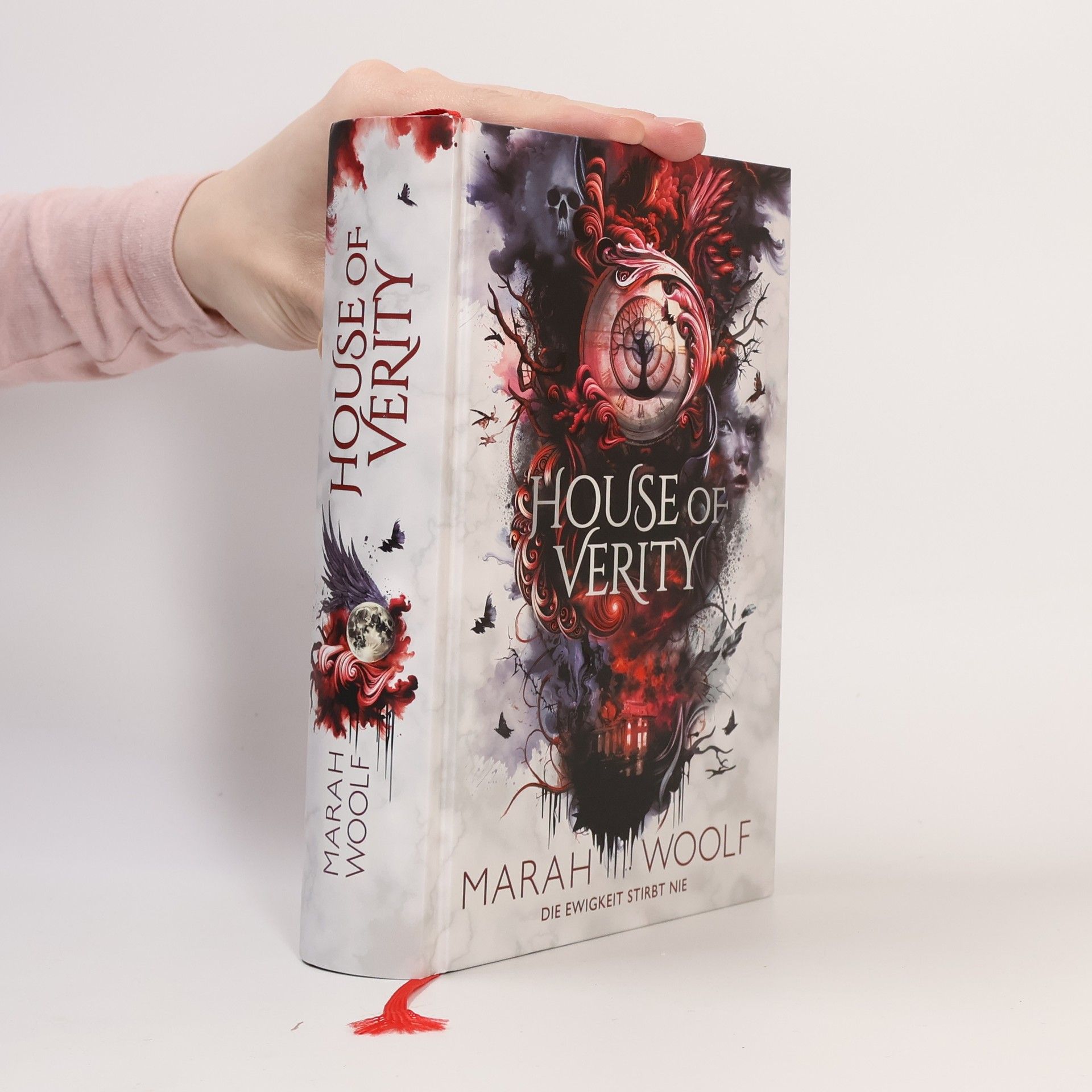 Marah Woolf House of Verity