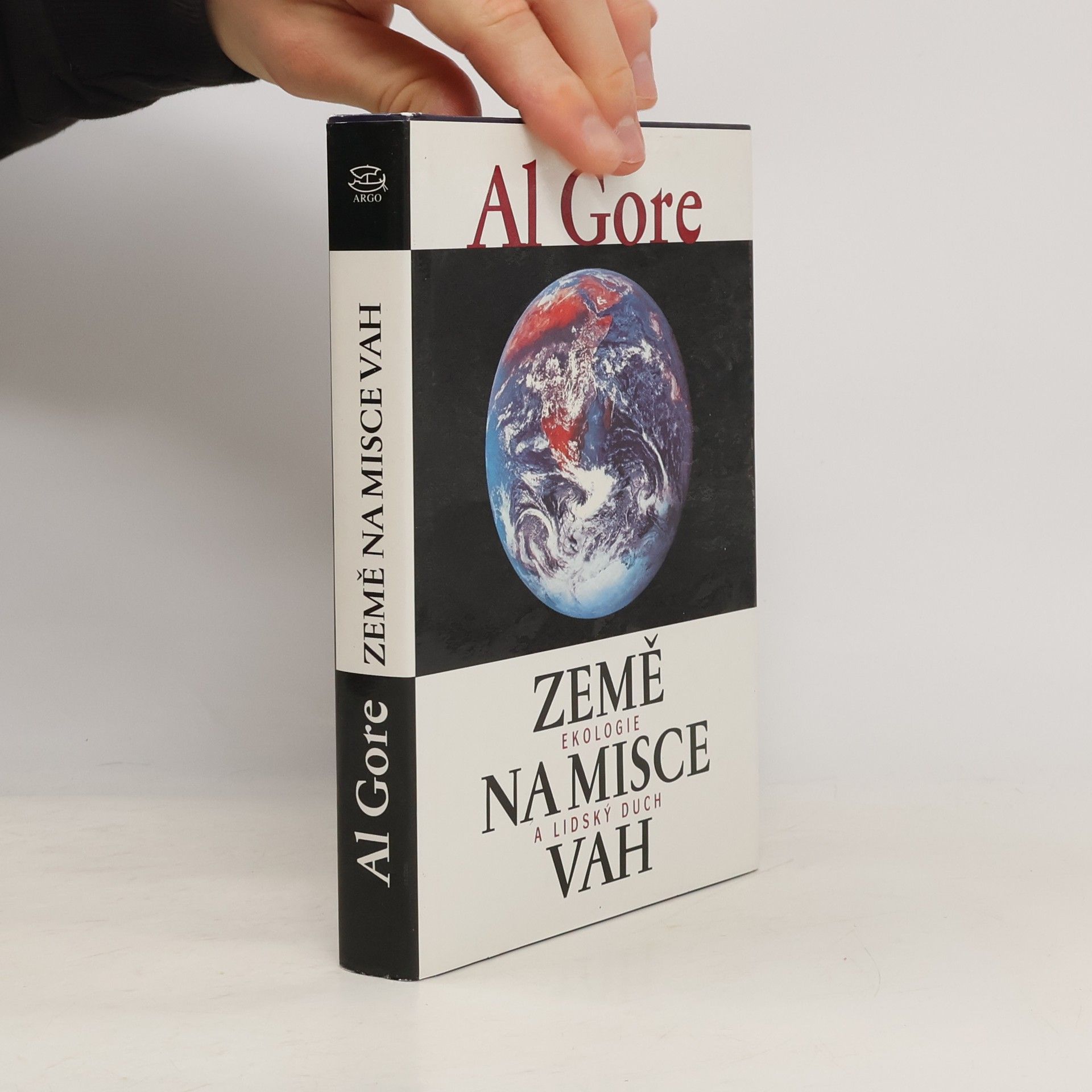 Al Gore Země na misce vah