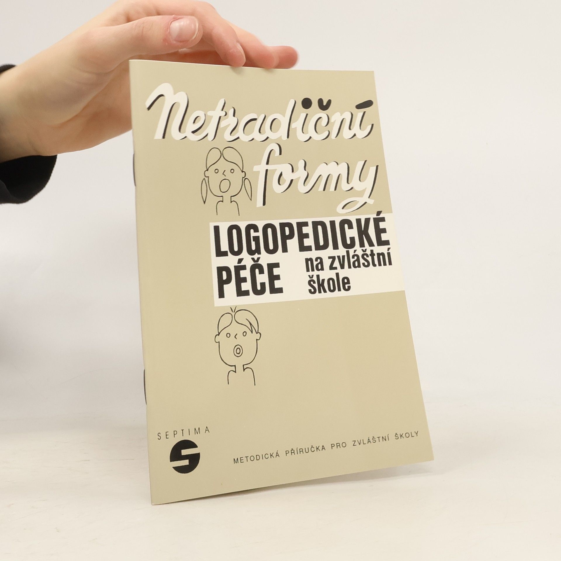 Autores varios Netradiční formy logopedické péče na zvláštní škole
