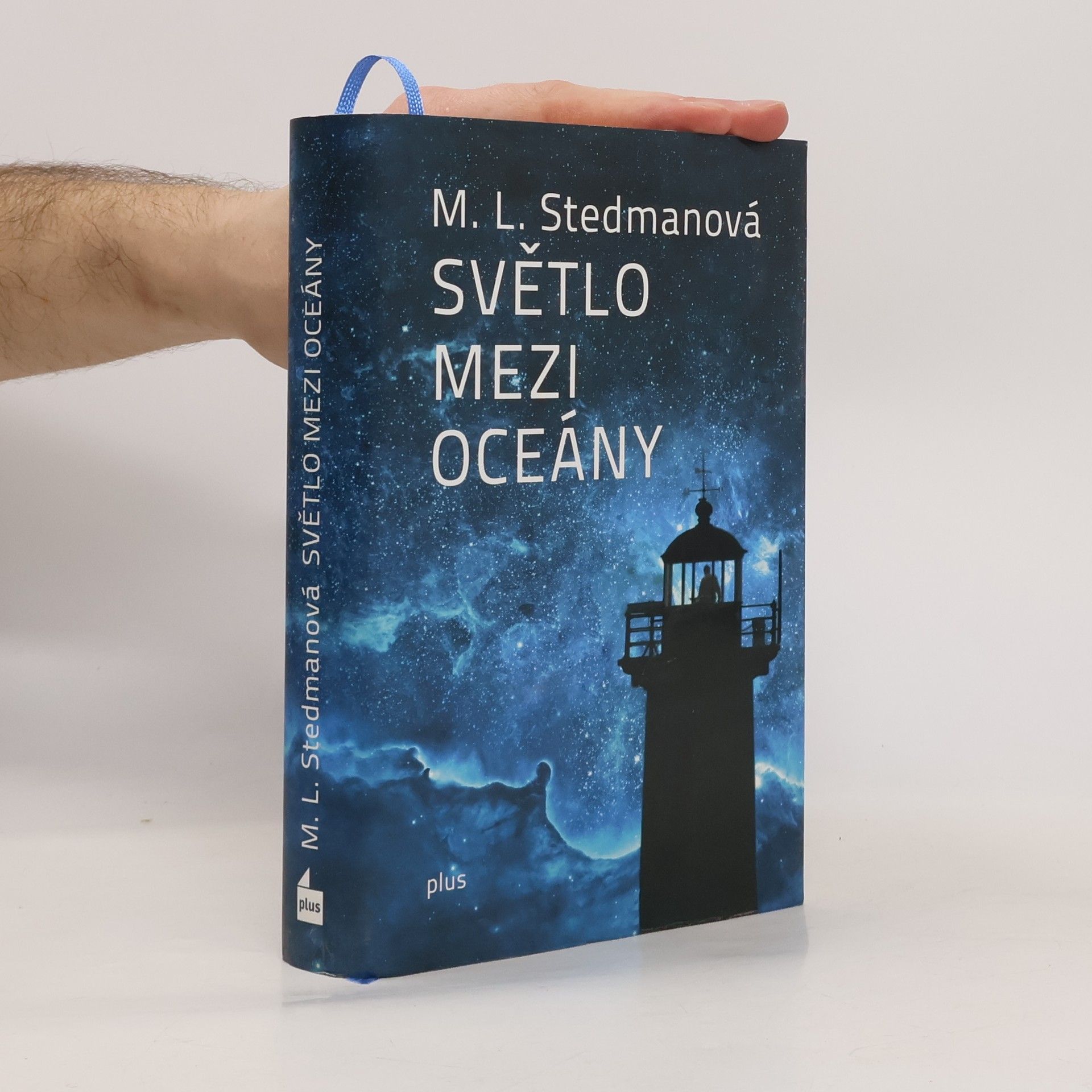 M. L. Stedman Světlo mezi oceány