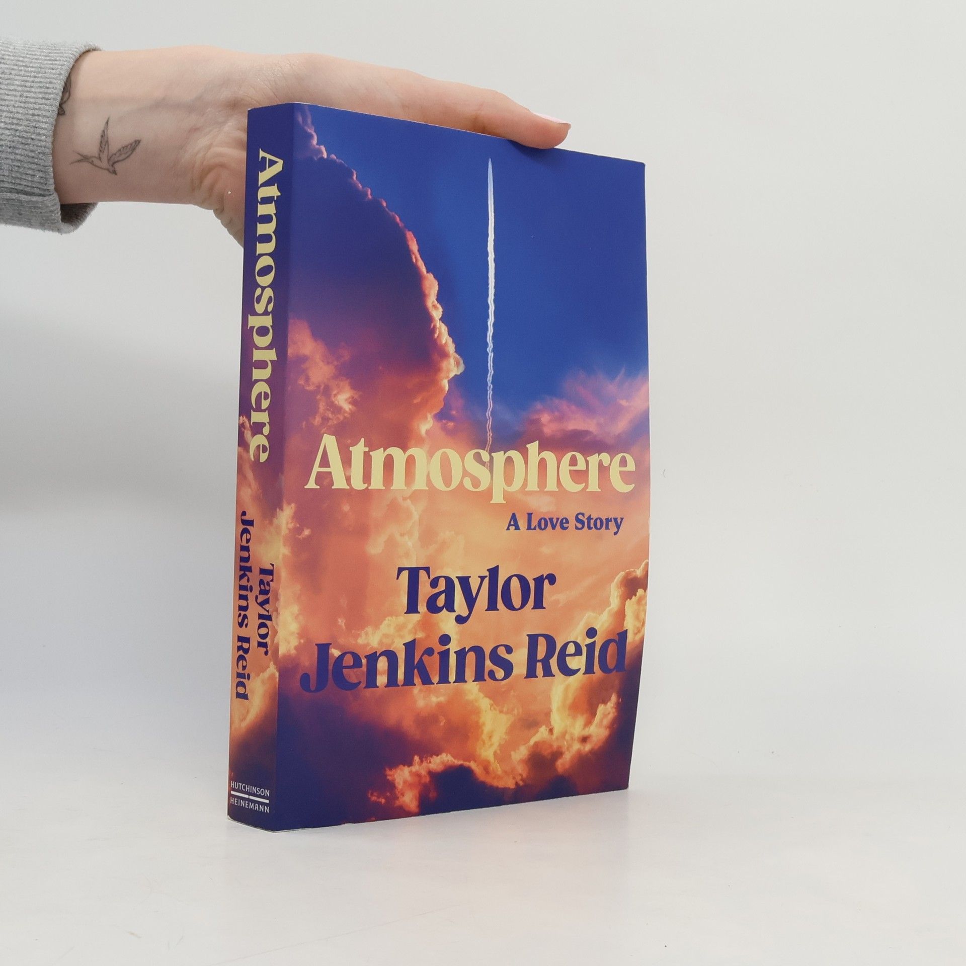 Taylor Jenkins Reid Atmosphere