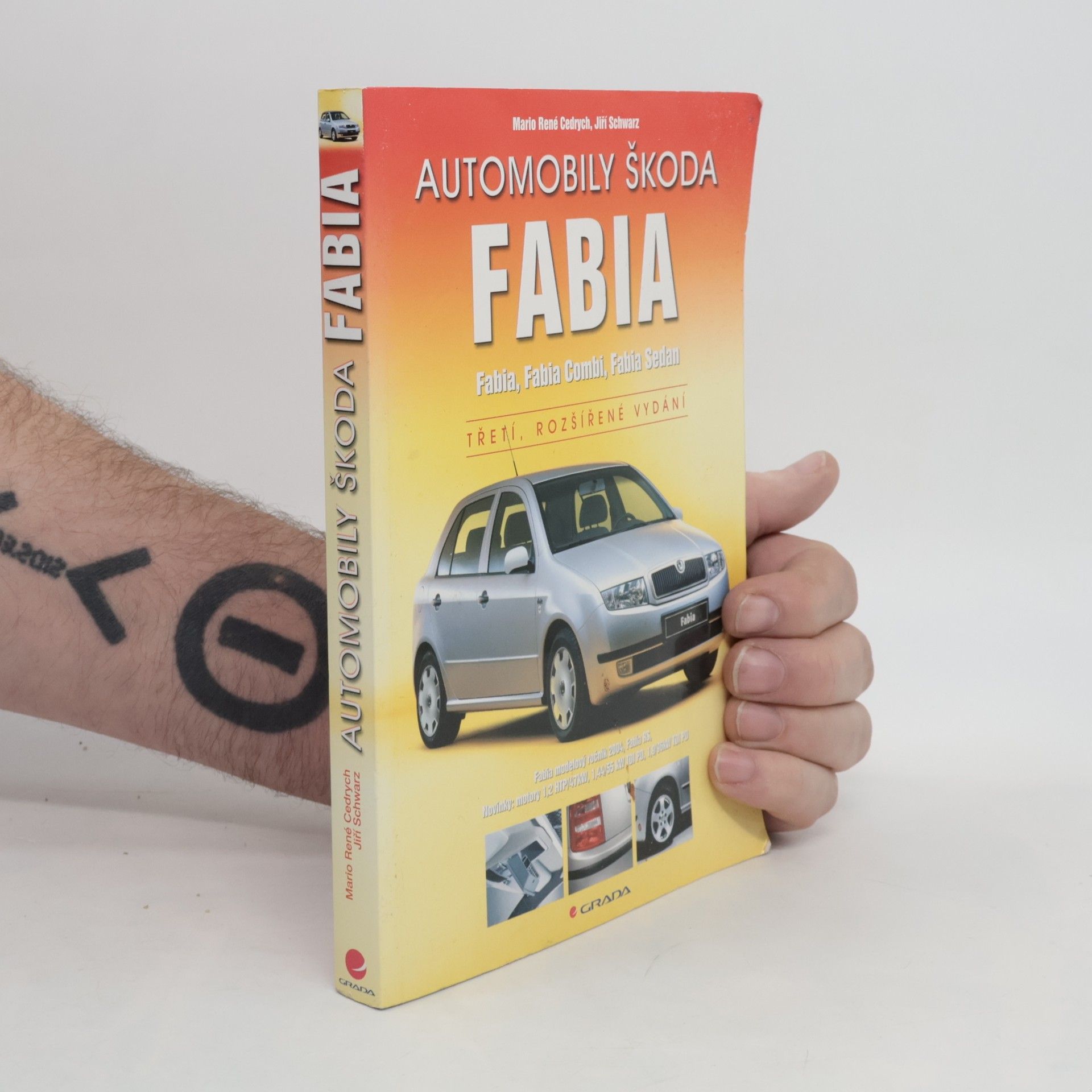 Automobily Škoda Fabia. Fabia, Fabia Combi, Fabia Sedan