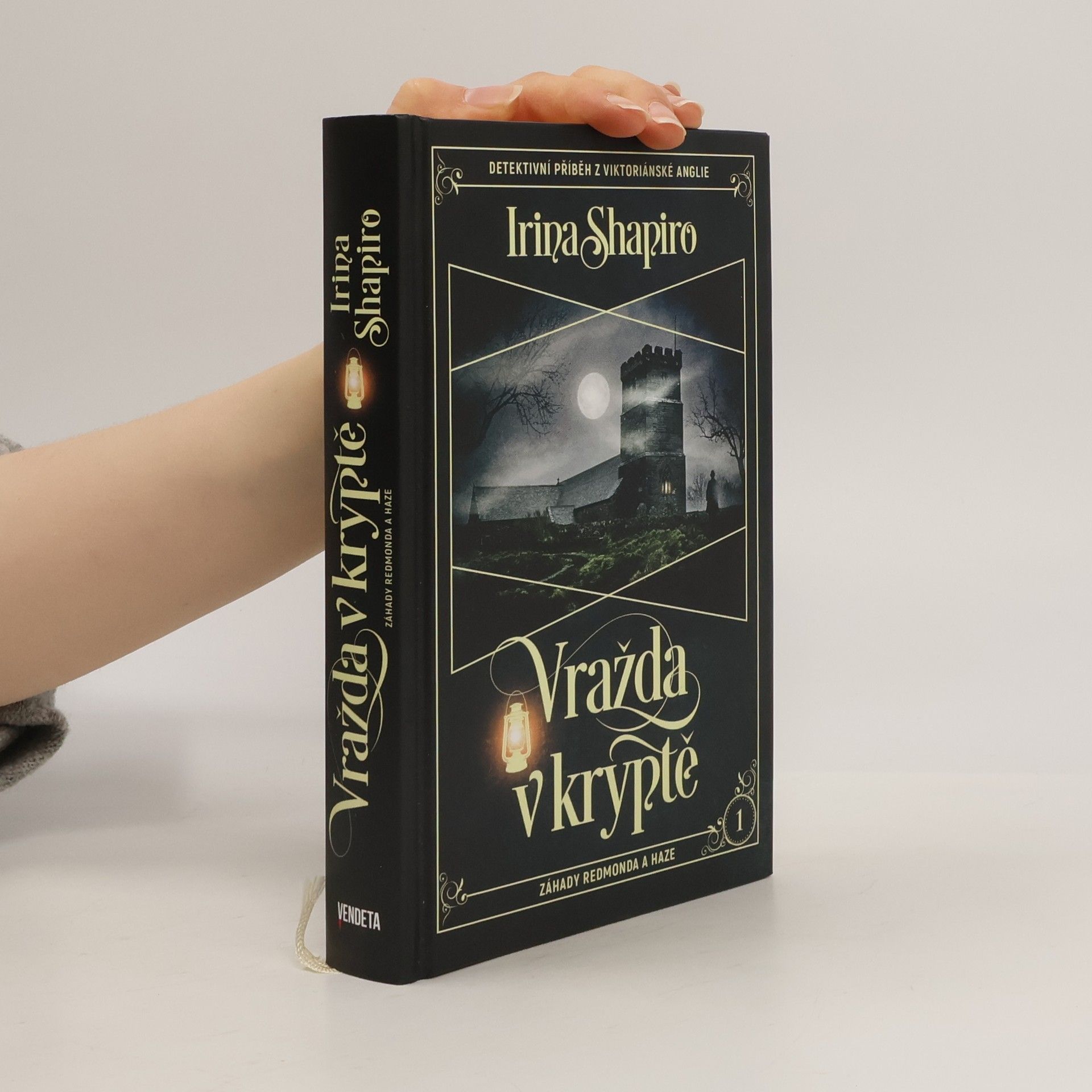 Irina Shapiro Vražda v kryptě : záhady Redmonda a Haze
