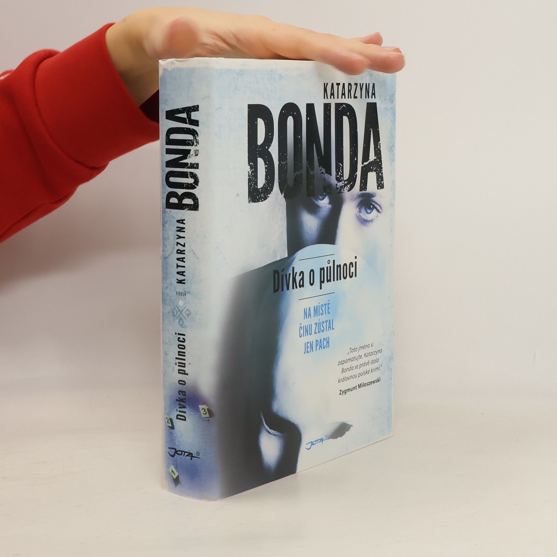 Katarzyna Bonda Dívka o půlnoci