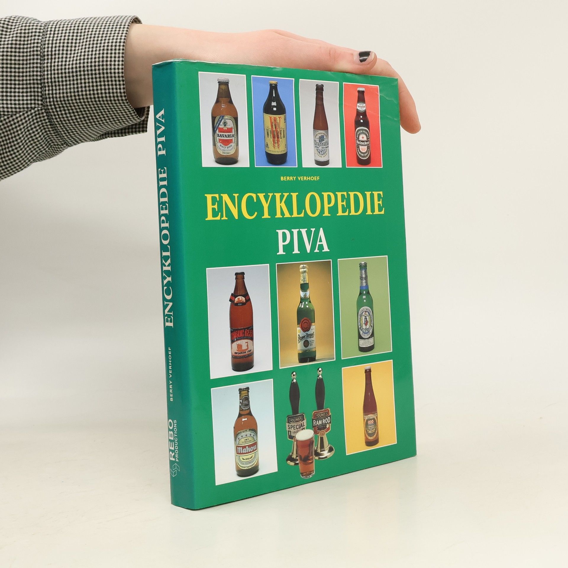 Esther Verhoef Encyklopedie piva