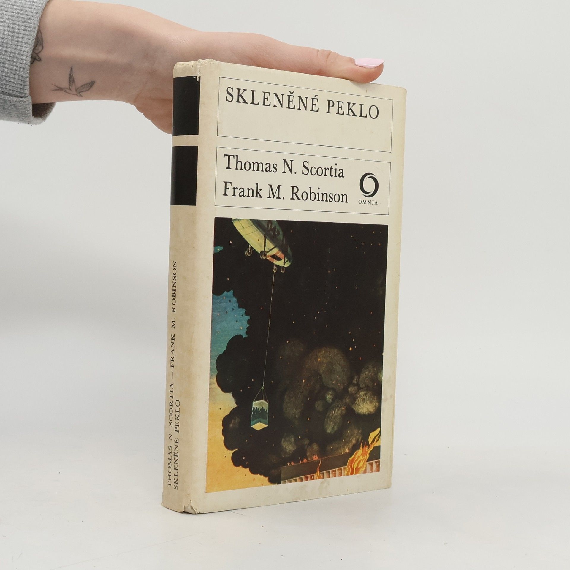 Frank M. Robinson Skleněné peklo