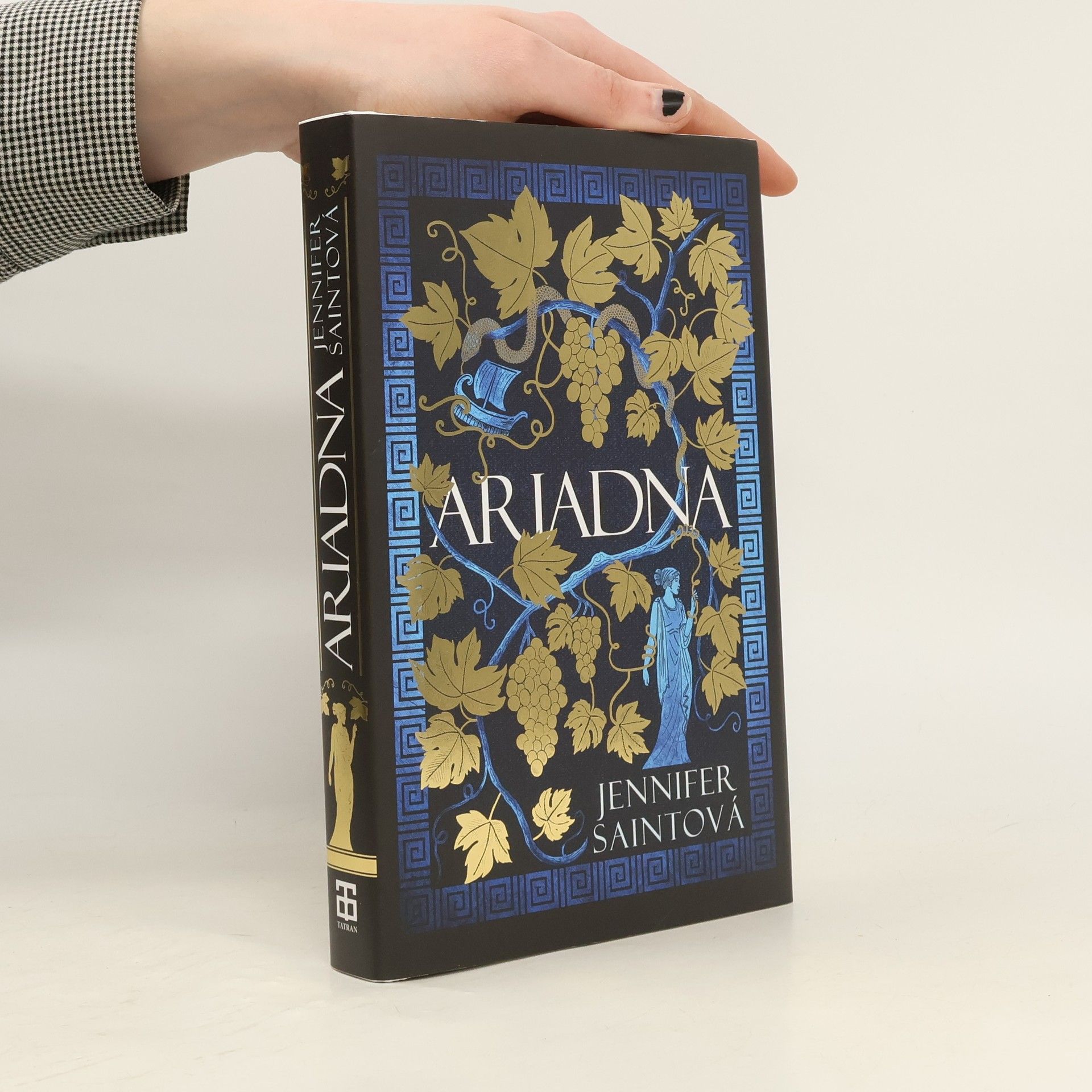 Jennifer Saint Ariadna