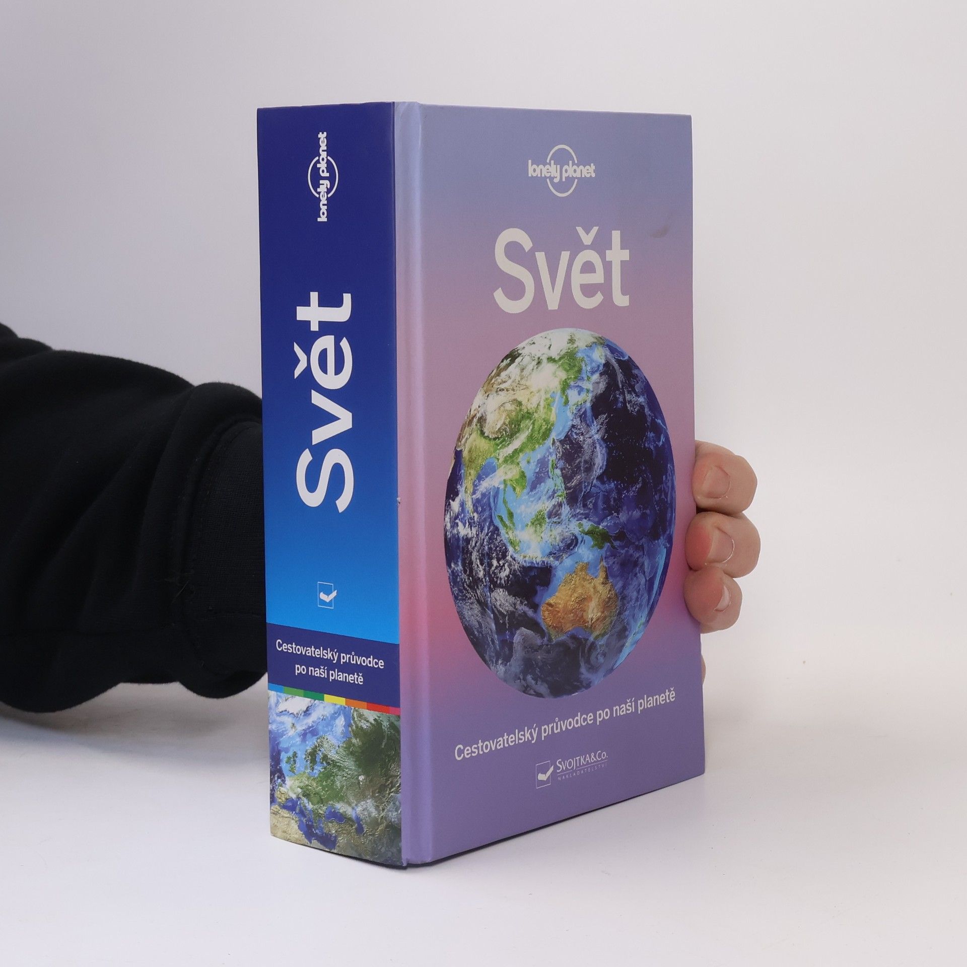 Eva Cachová Svět: cestovatelský průvodce po naší planetě