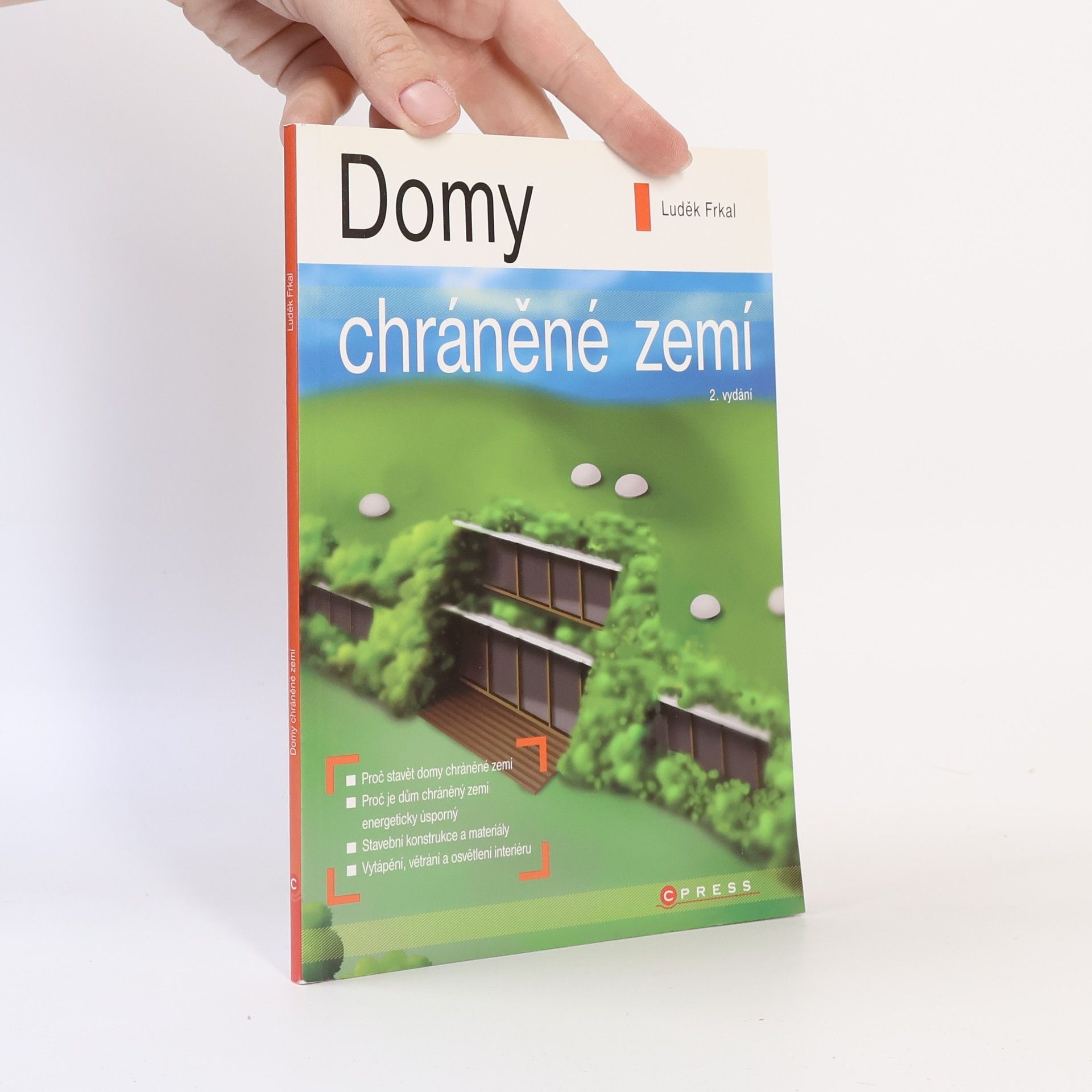 Luděk Frkal Domy chráněné zemí