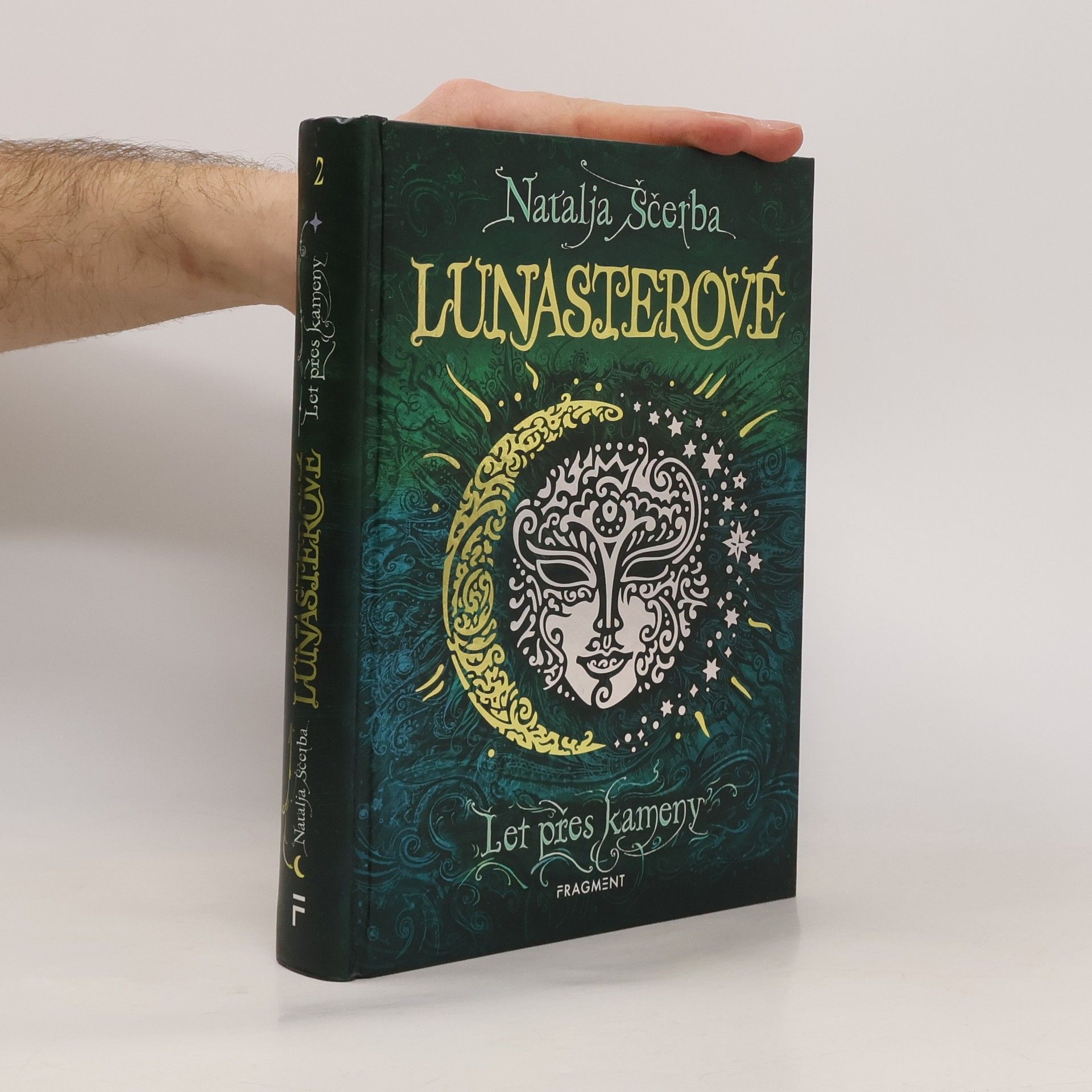 Natalia Shcherba Let přes kameny