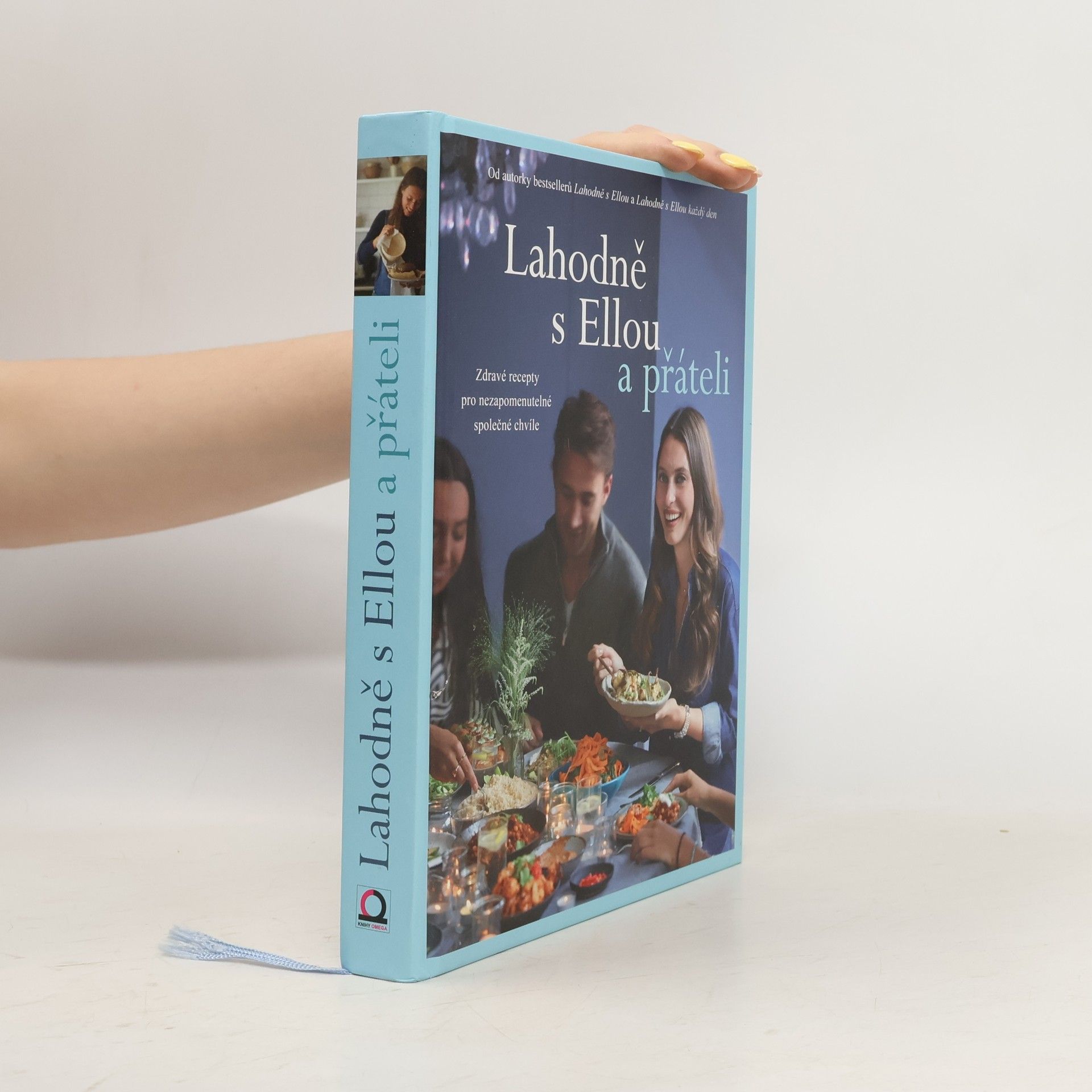 Ella Mills Lahodně s Ellou a přáteli